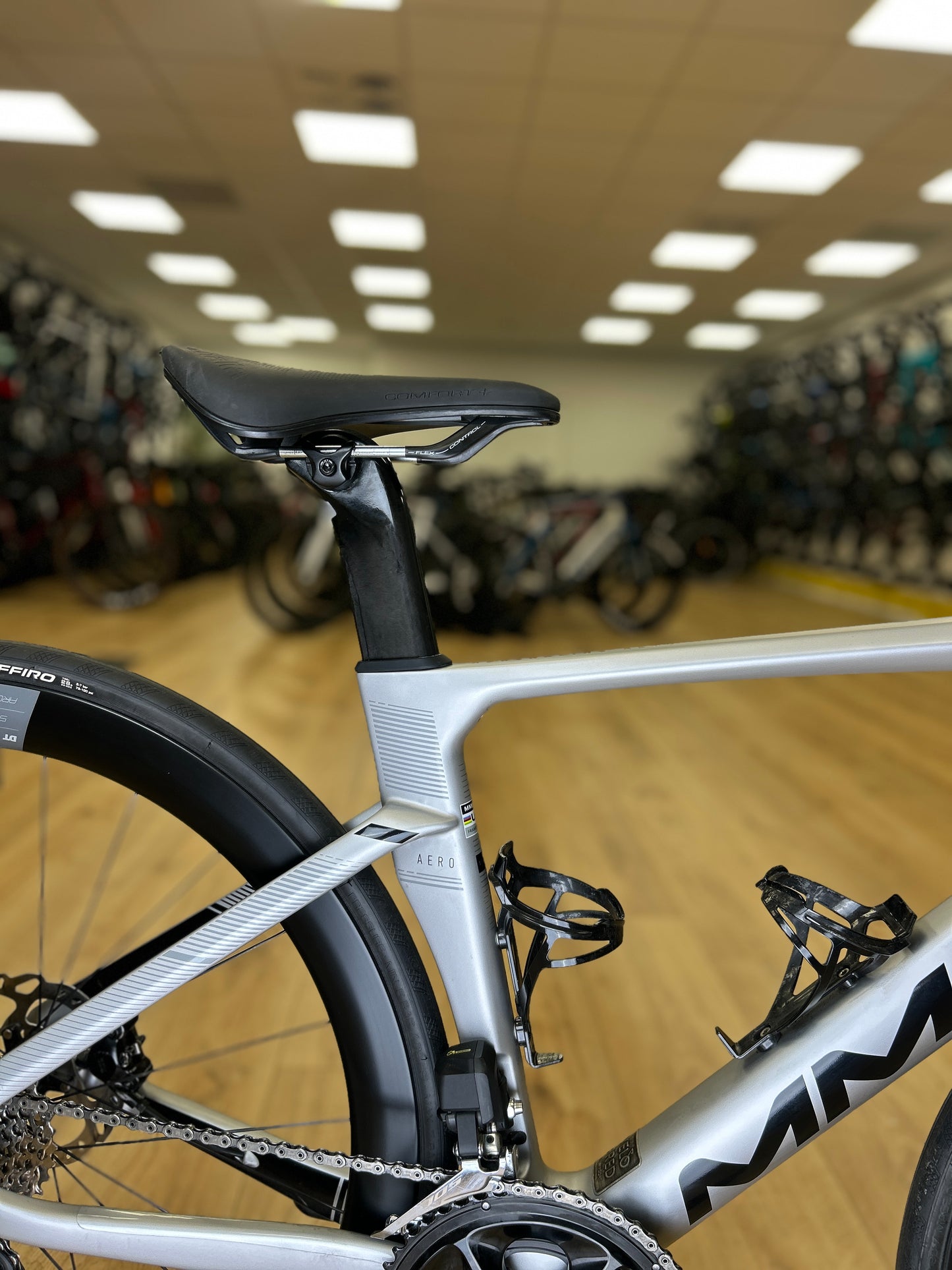 MMR Aero Adrenaline Di2 Carbon Racefiets