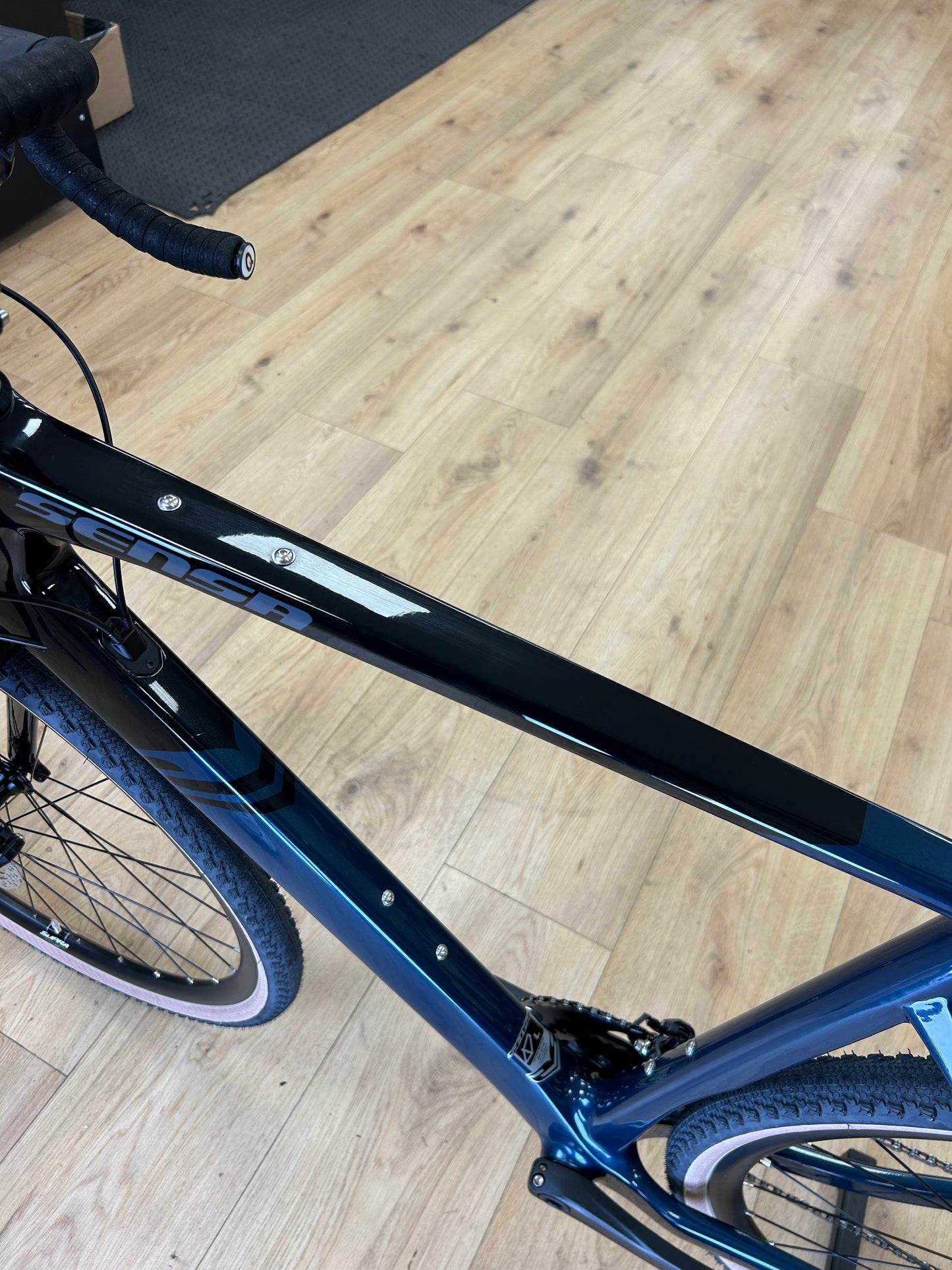 0km Showroom Model Sensa Giulia Pro Gravel