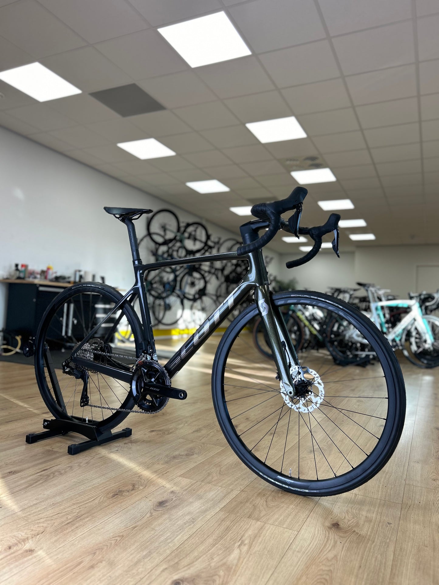 New Scott Addict RC Di2 Carbon Disc Racefiets