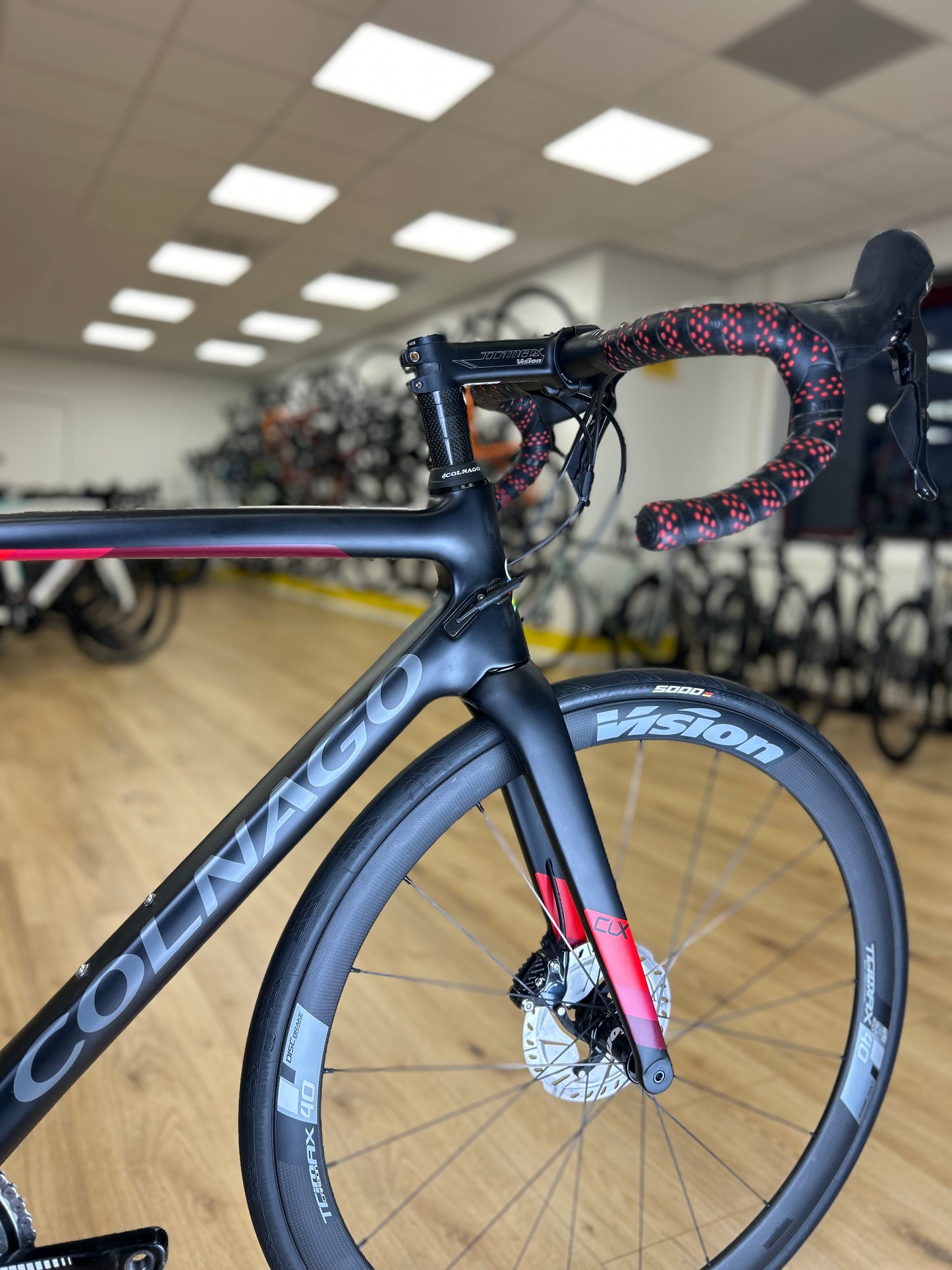Colnago CLX Full Carbon Disc Racefiets