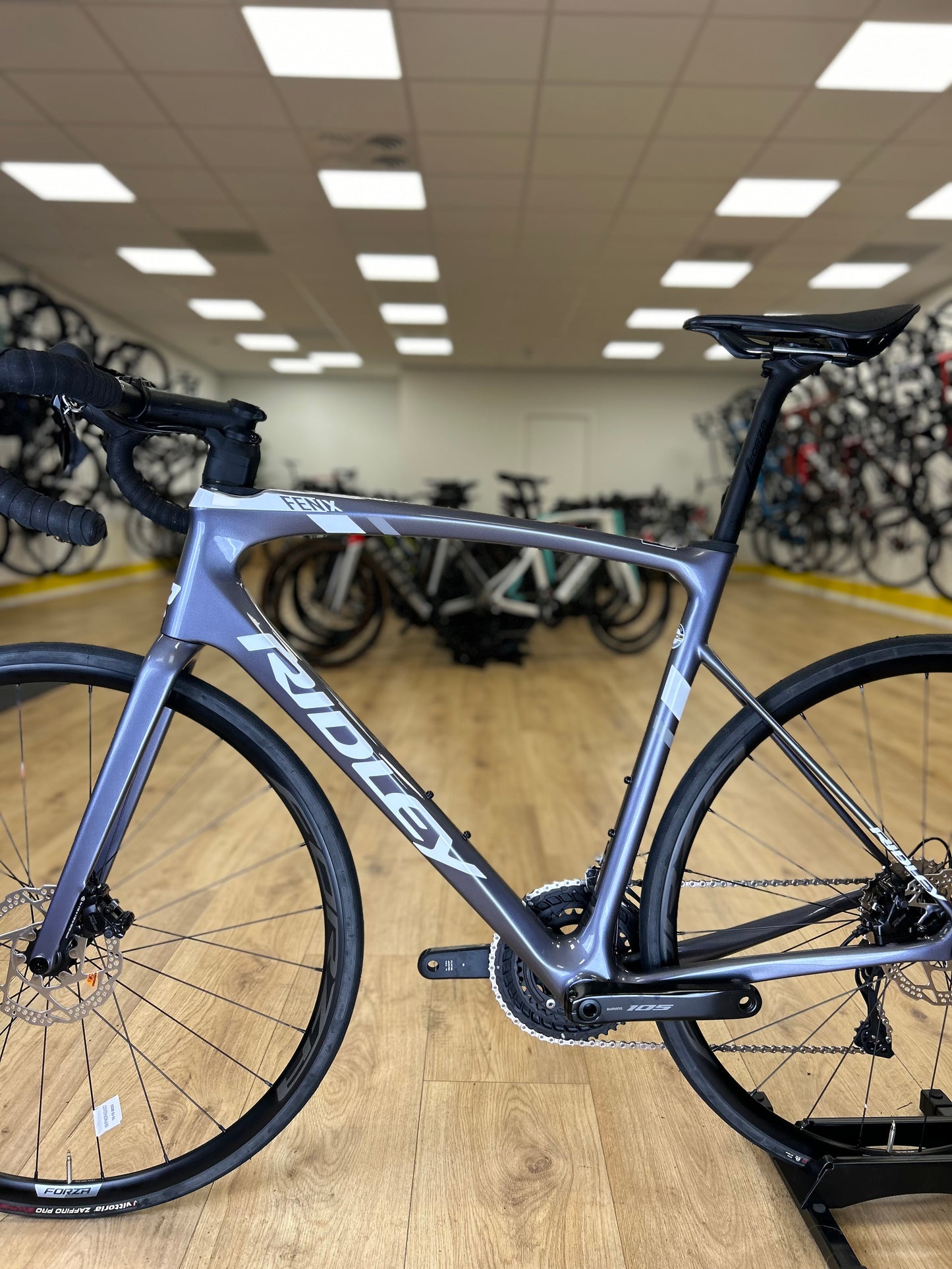 Showroom Model Ridley Fenix Carbon Disc Racefiets