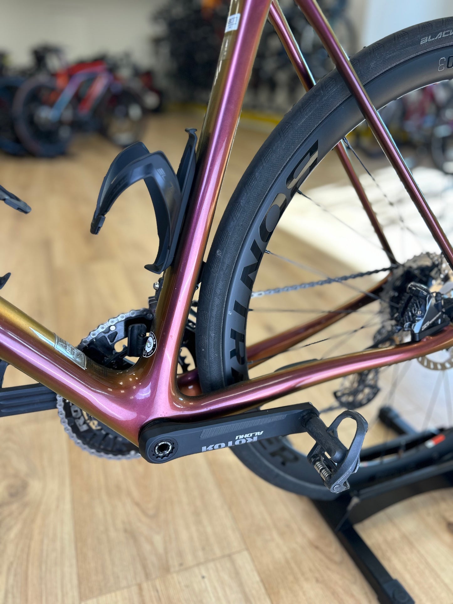 Chameleon Trek Emonda Slr7 Di2 Carbon Road Bike