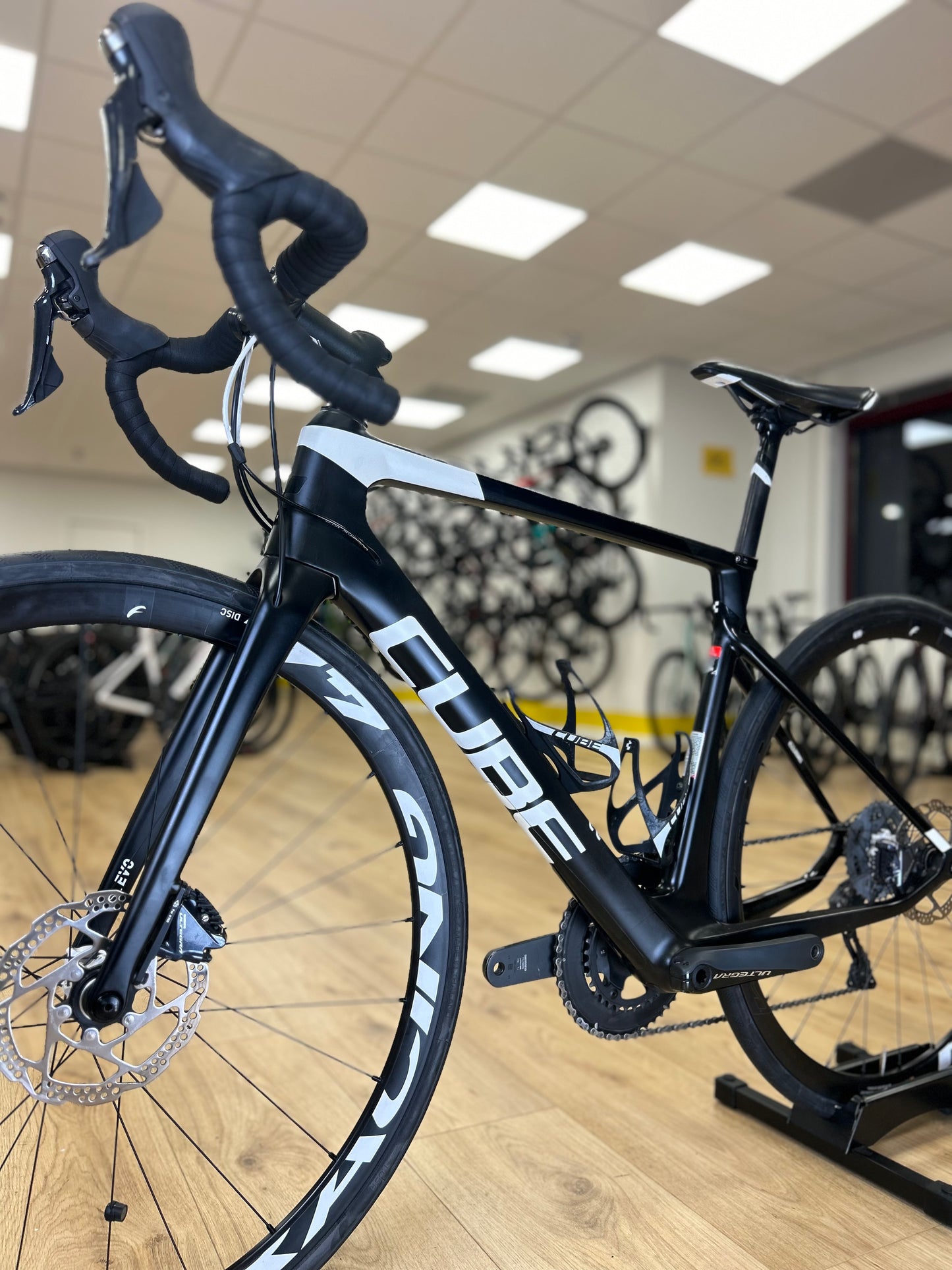 Cube Agree Ultegra Carbon Disc Racefiets