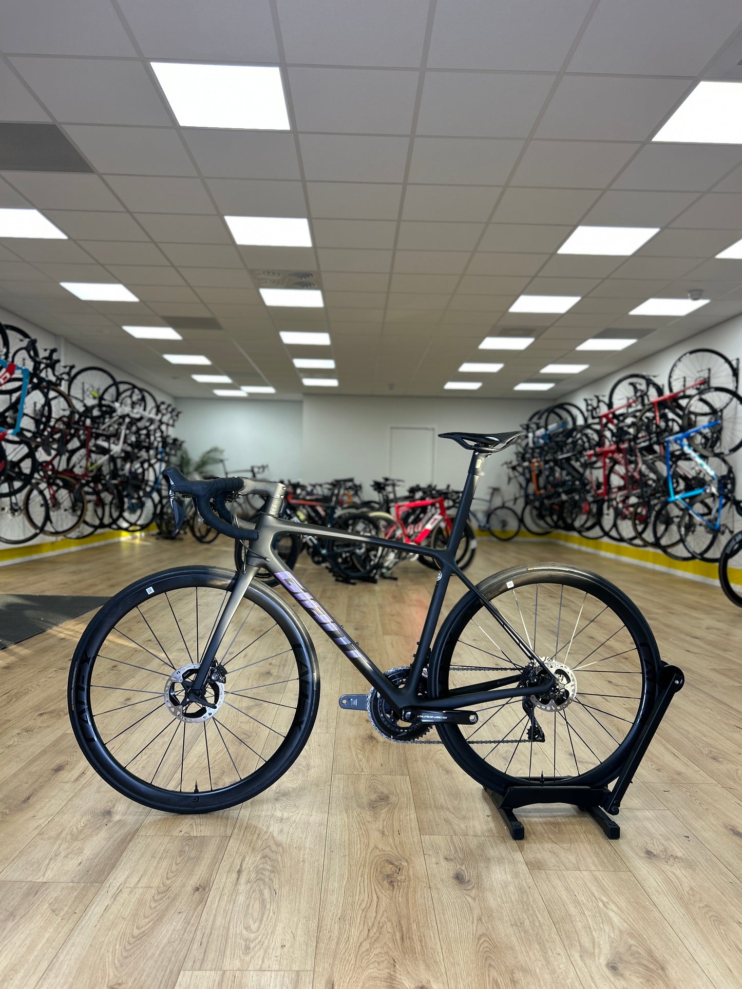 SHOWROOM MODEL Giant TCR Advanced SL Disc 0 Di2 Carbon Racefiets