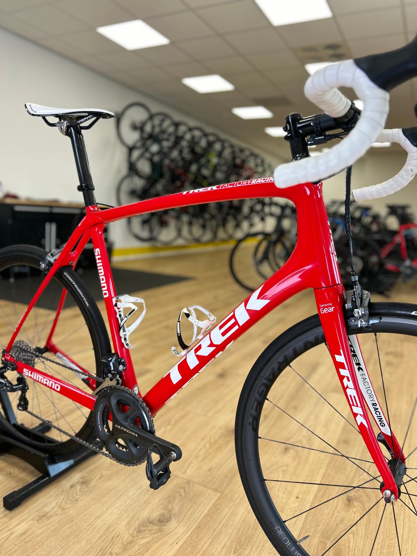 XXL Trek Domane Di2 Full Carbon Road Bike