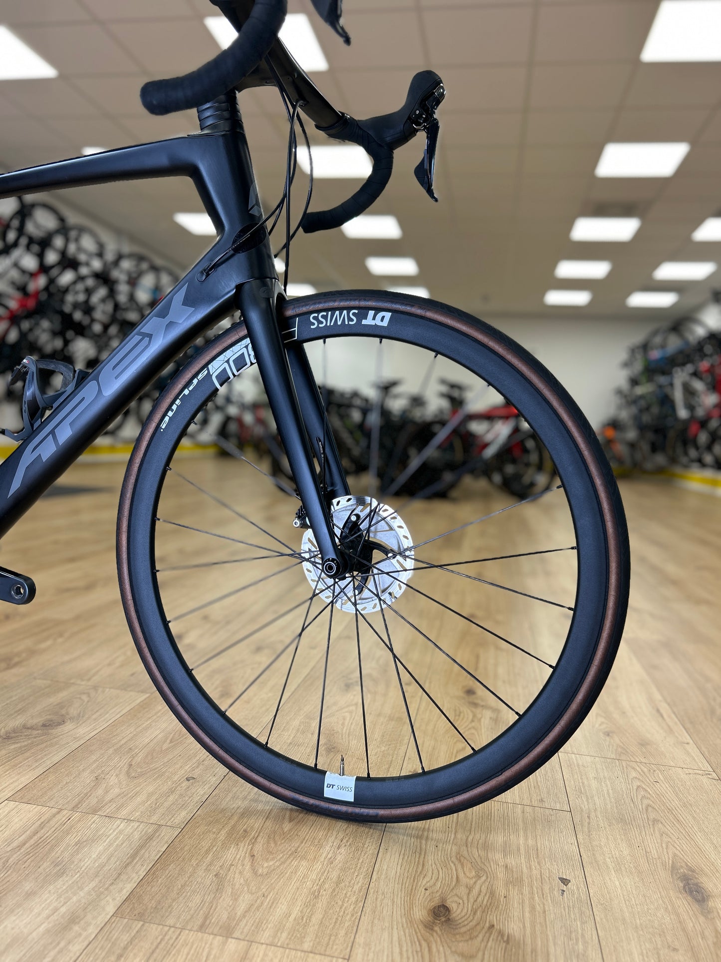 Apex Flare Carbon Racefiets