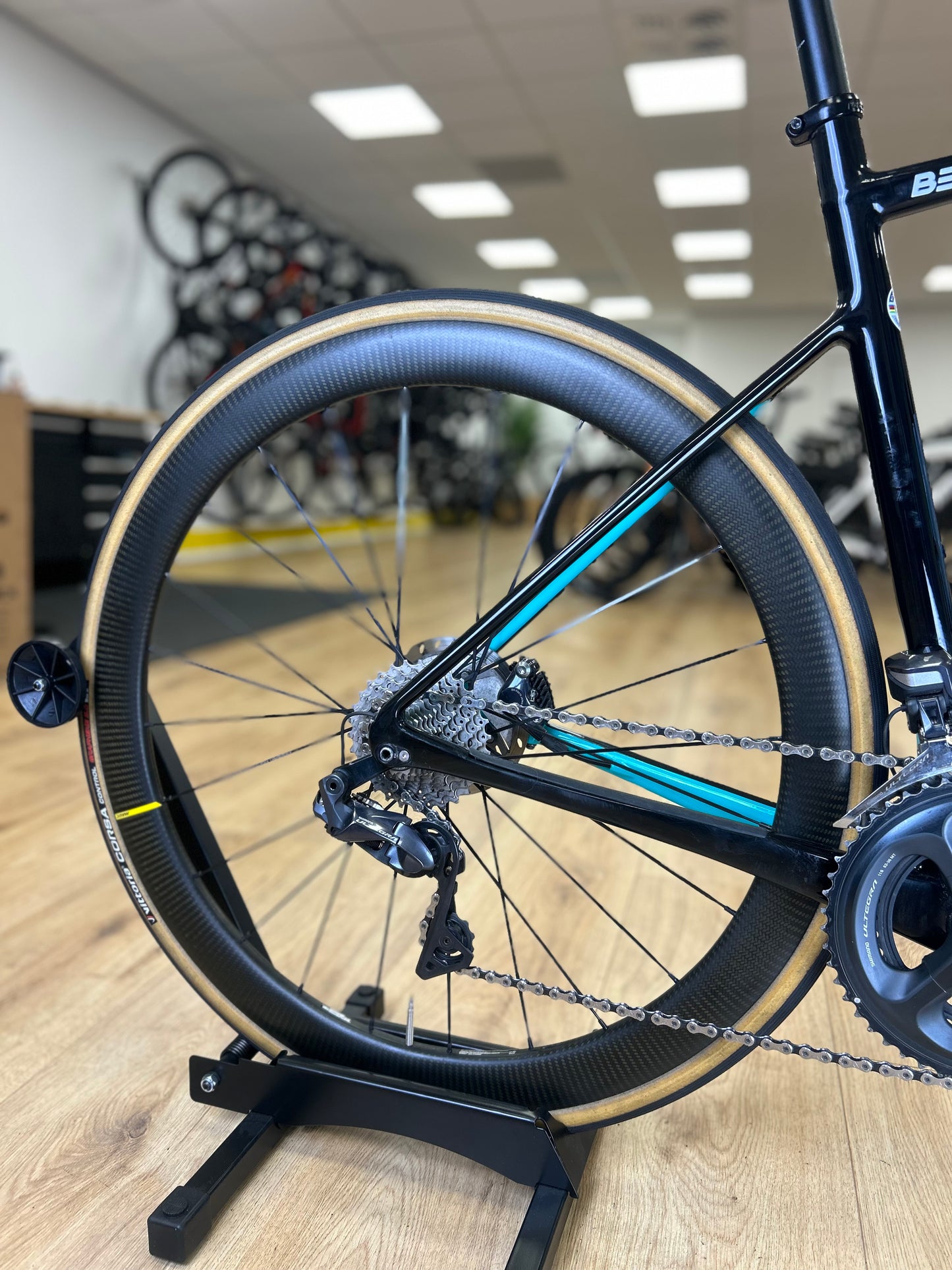 Koga Beat Premium Di2 Ultegra Disc Carbon Racefiets