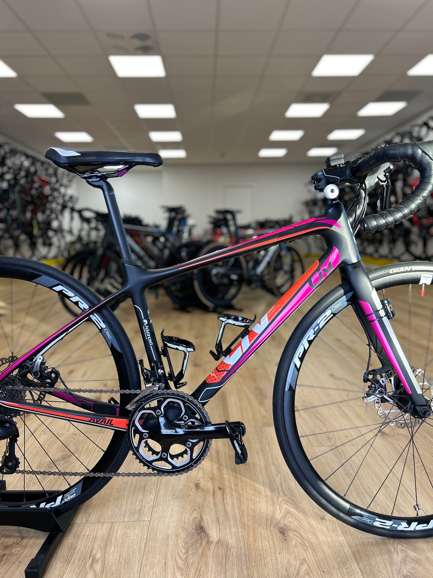 Liv Avail Carbon Disc Dames Racefiets