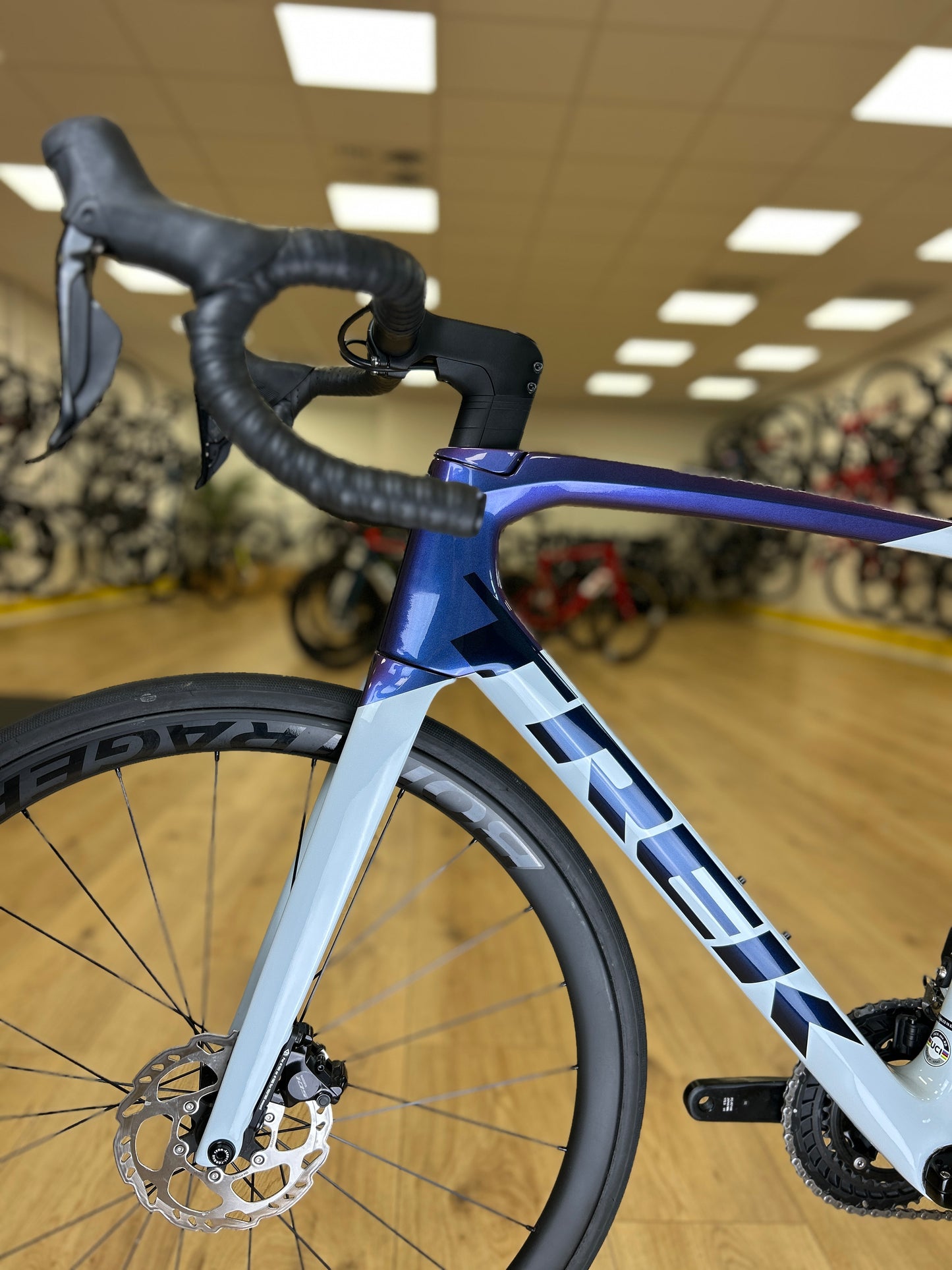 Showroom Model Trek Émonda SL 6 Di2 Carbon Racefiets