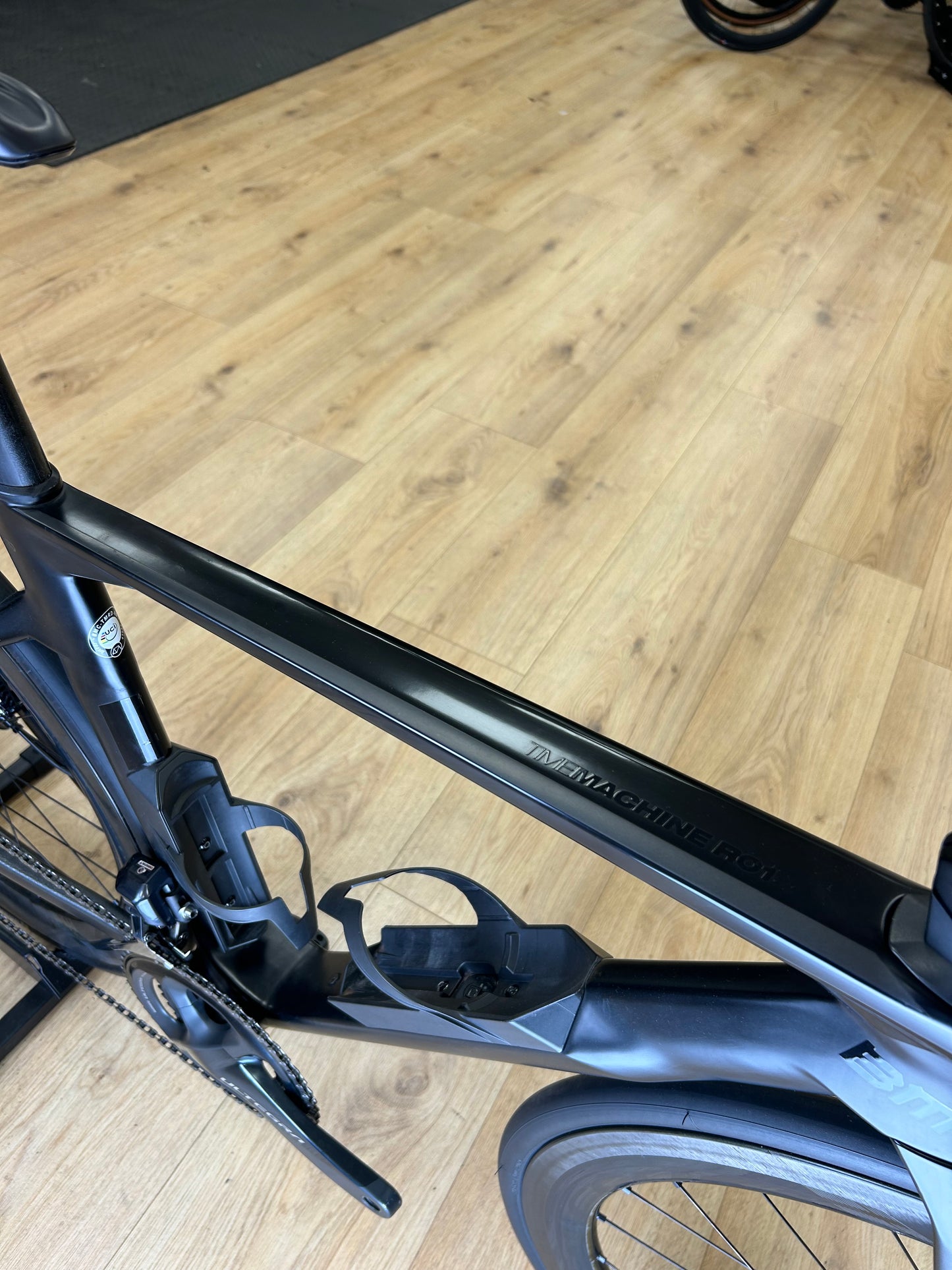 BMC TimeMachine Di2 Carbon Disc Racefiets