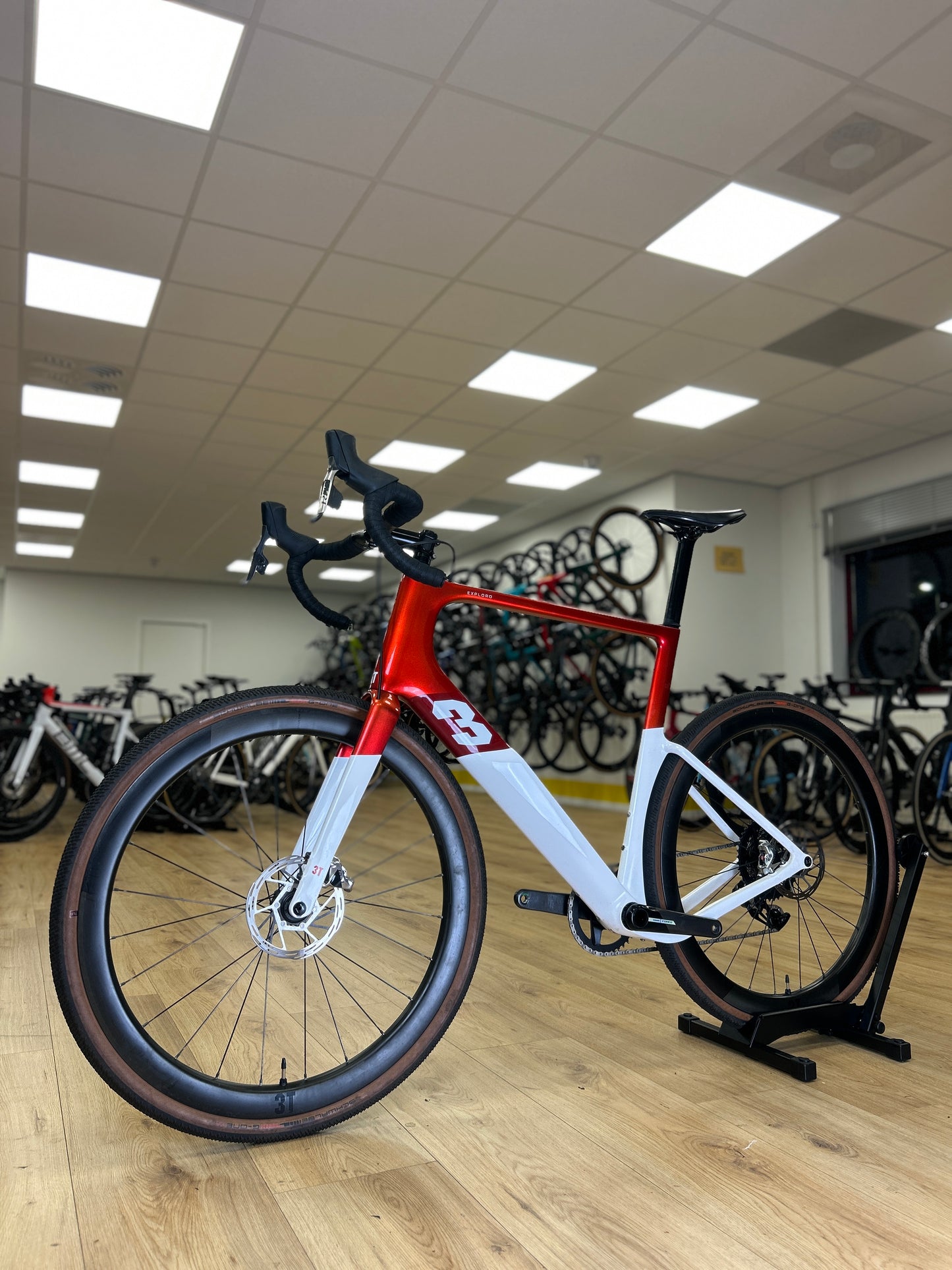 3T Exploro Racemax AXS Gravel Fiets
