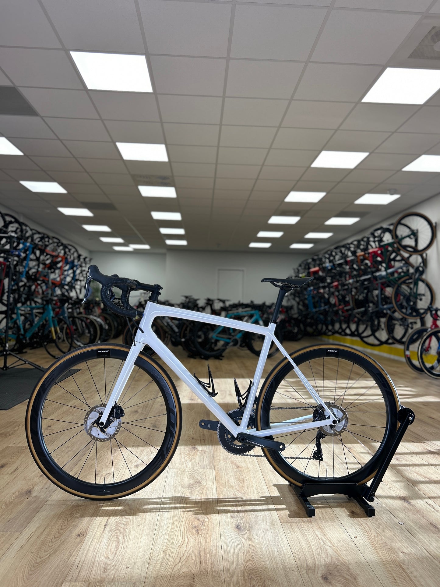 Specialized Aethos Di2 Carbon Racefiets