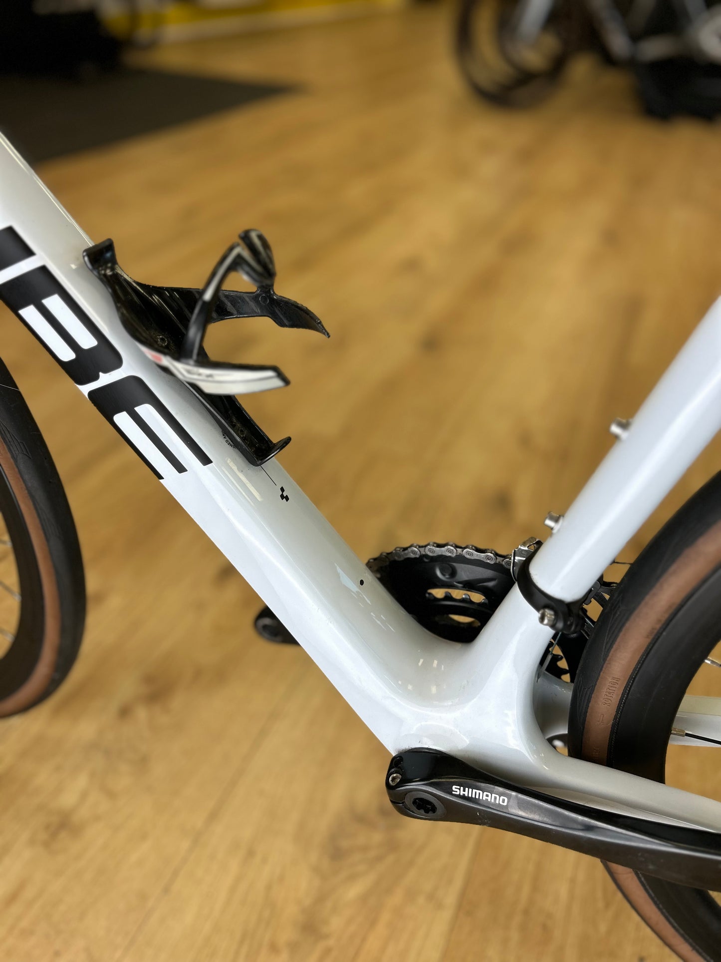 Cube Attain Carbon Disc Racefiets