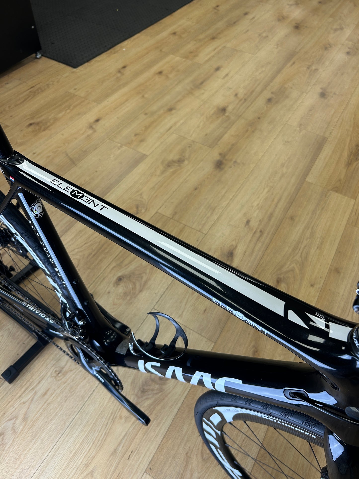 Isaac Element Carbon Racefiets