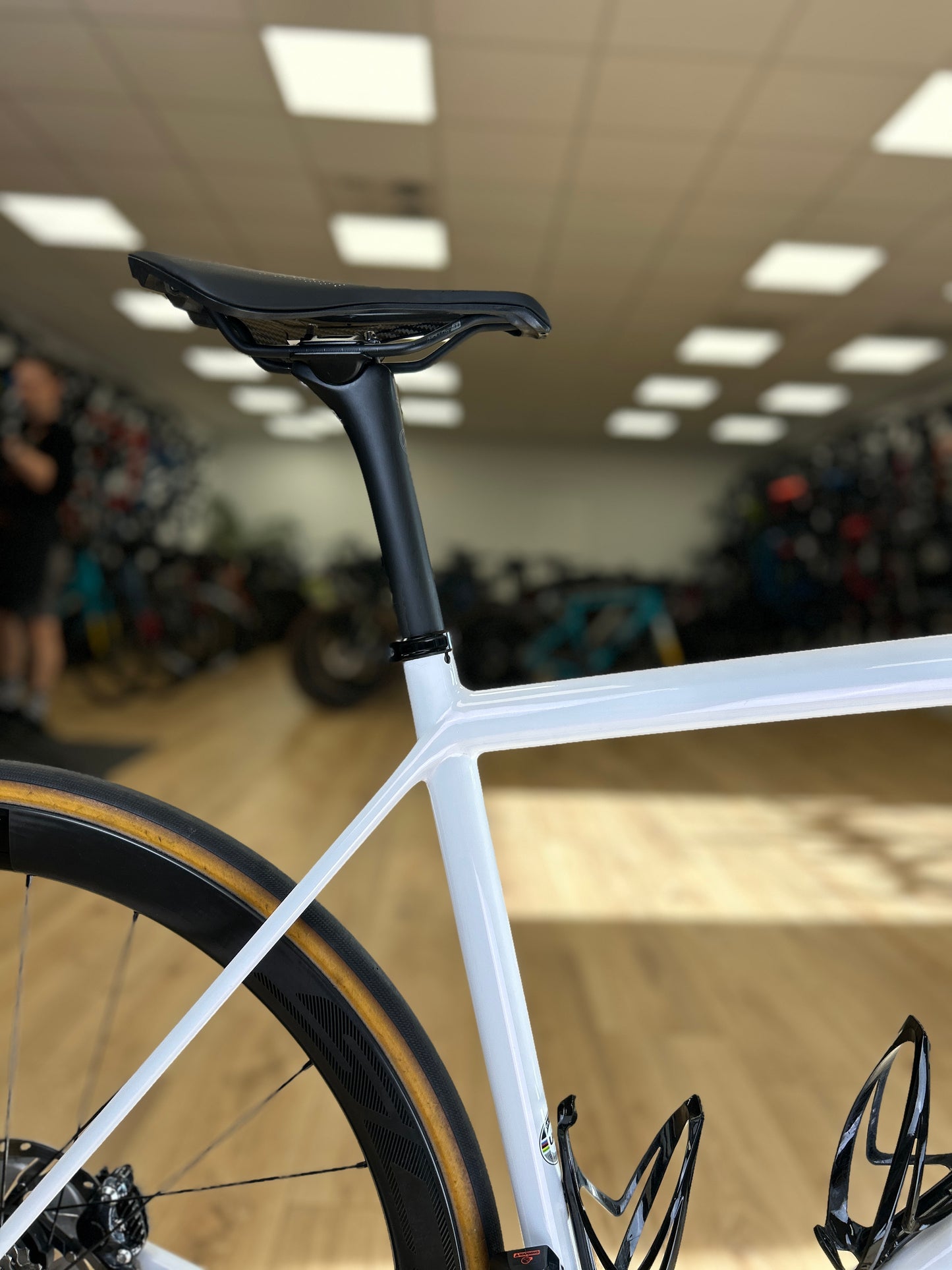 Specialized Aethos Di2 Carbon Racefiets