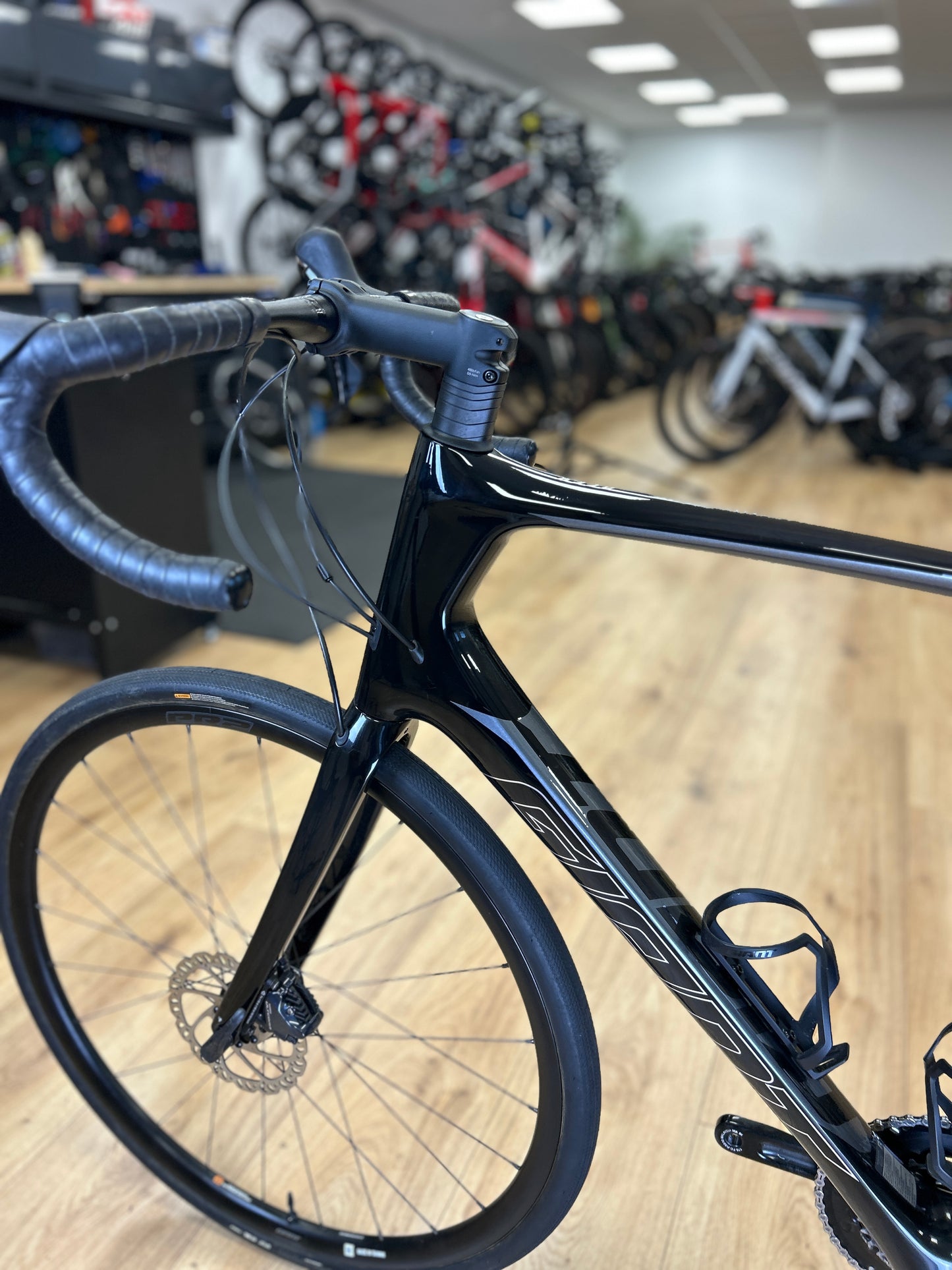 Giant Defy Advanced 1 Carbon Racefiets