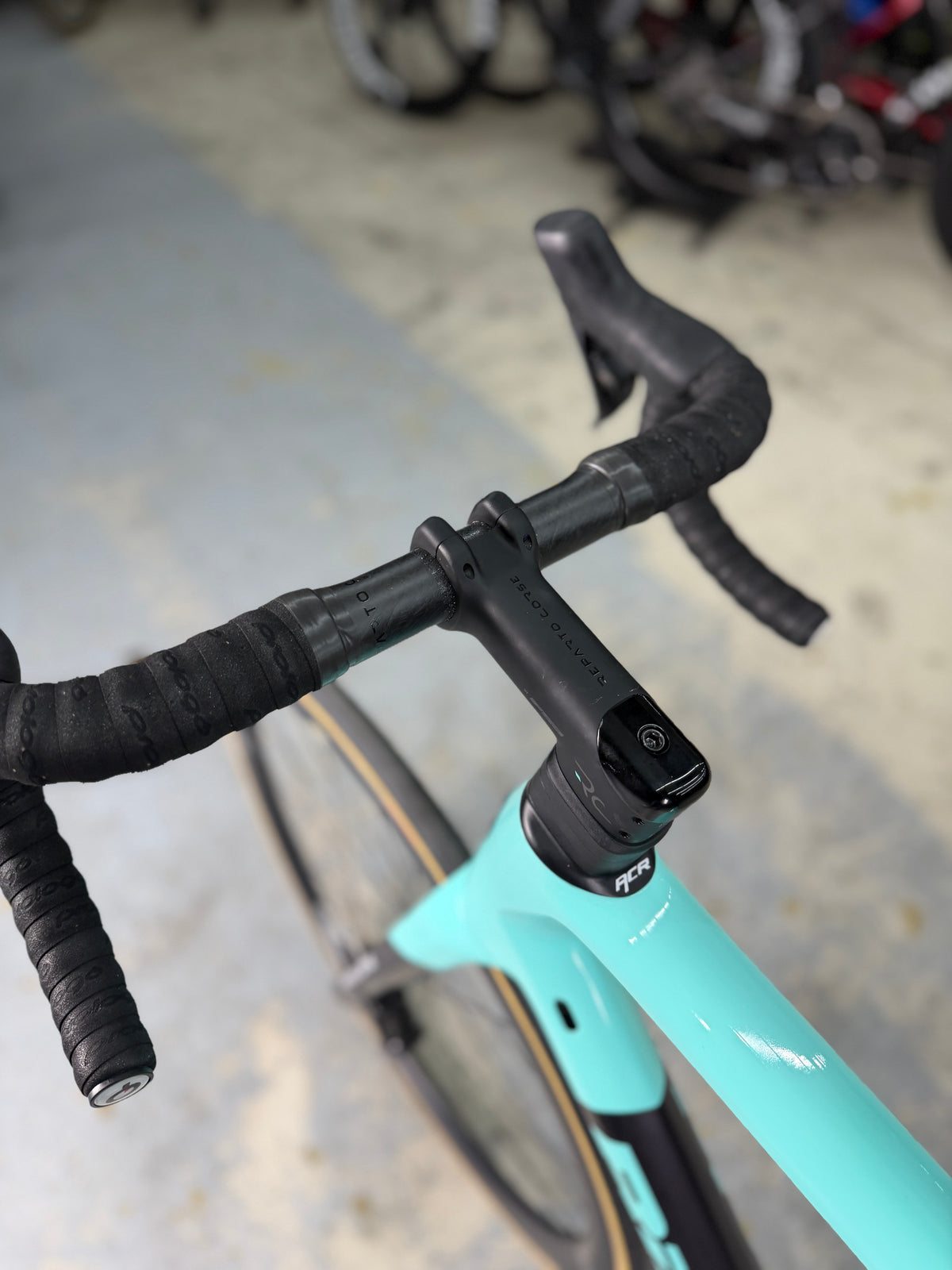 Bianchi Specialissima Pro Di2 Carbon Racefiets