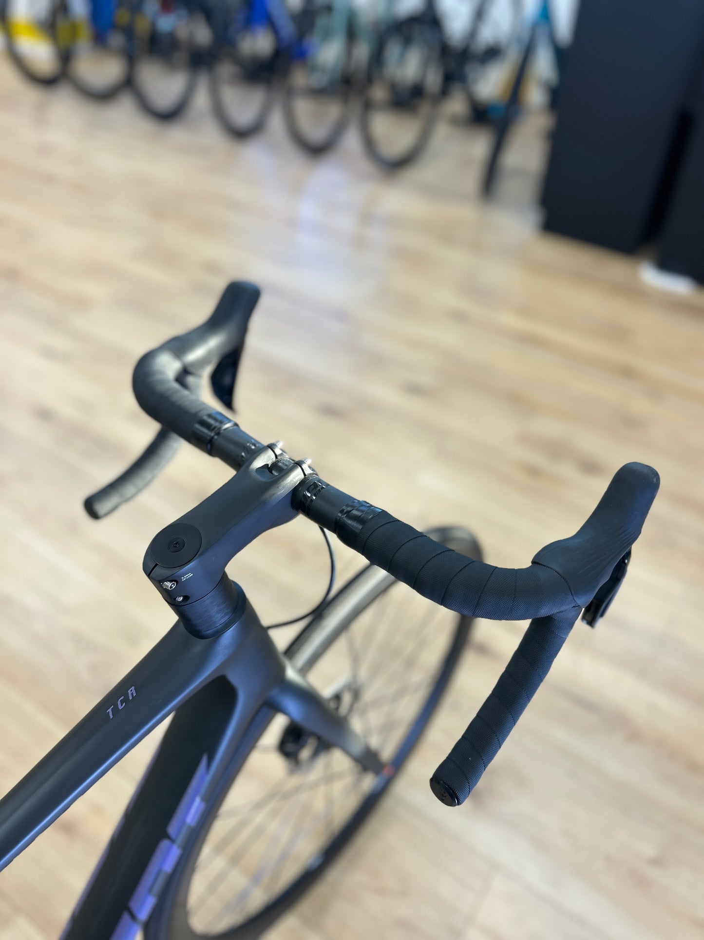 SHOWROOM MODEL Giant TCR Advanced SL Disc 0 Di2 Carbon Racefiets