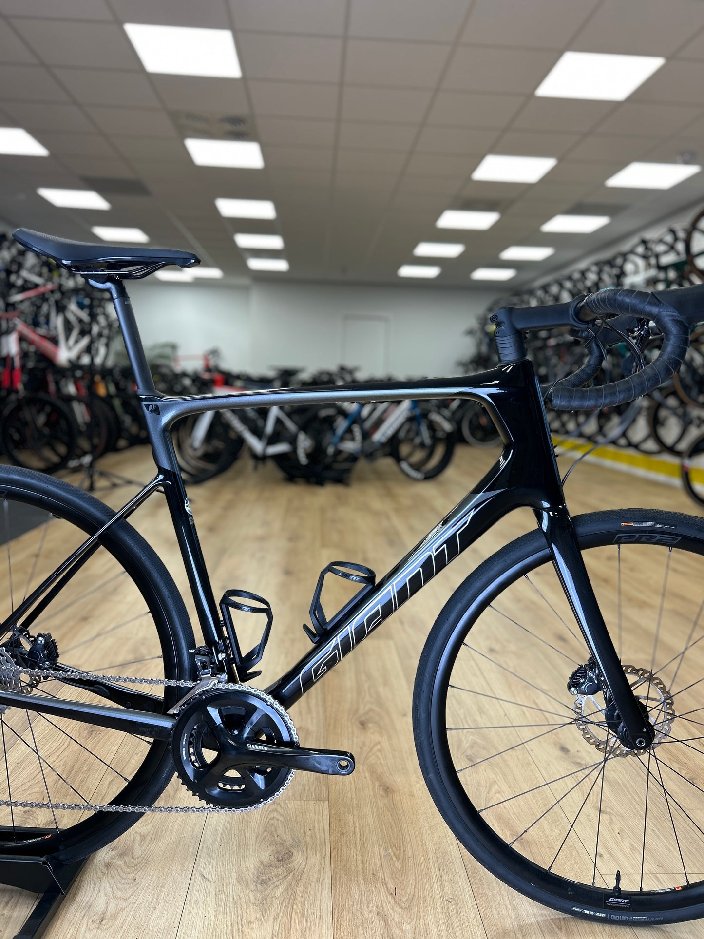 Giant Defy Advanced 1 Carbon Racefiets