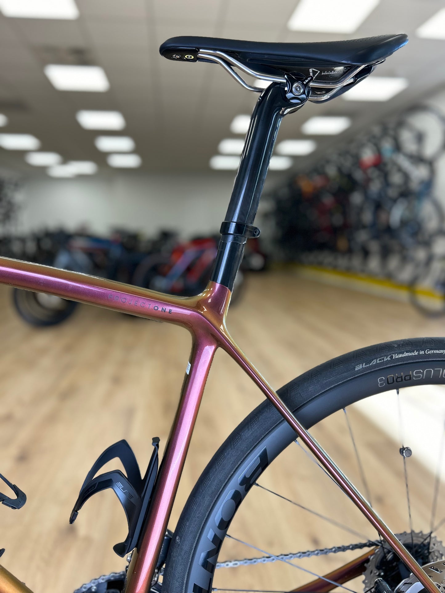 Chameleon Trek Emonda Slr7 Di2 Carbon Road Bike