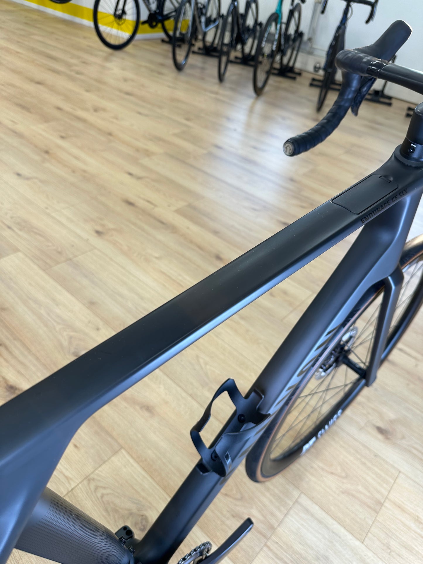 200km Canyon Endurace Di2 Carbon Disc Road Bike