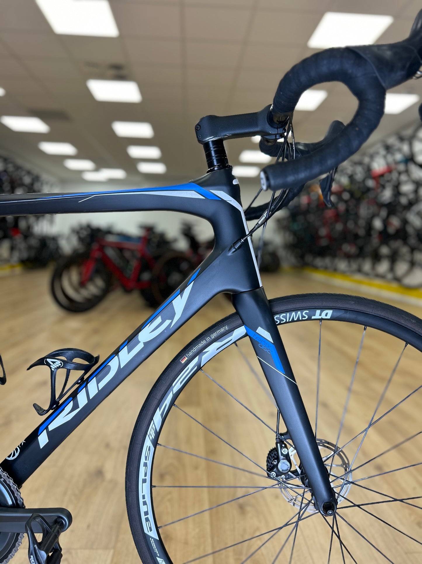 Ridley Fenix Carbon Ultegra Disc Racefiets