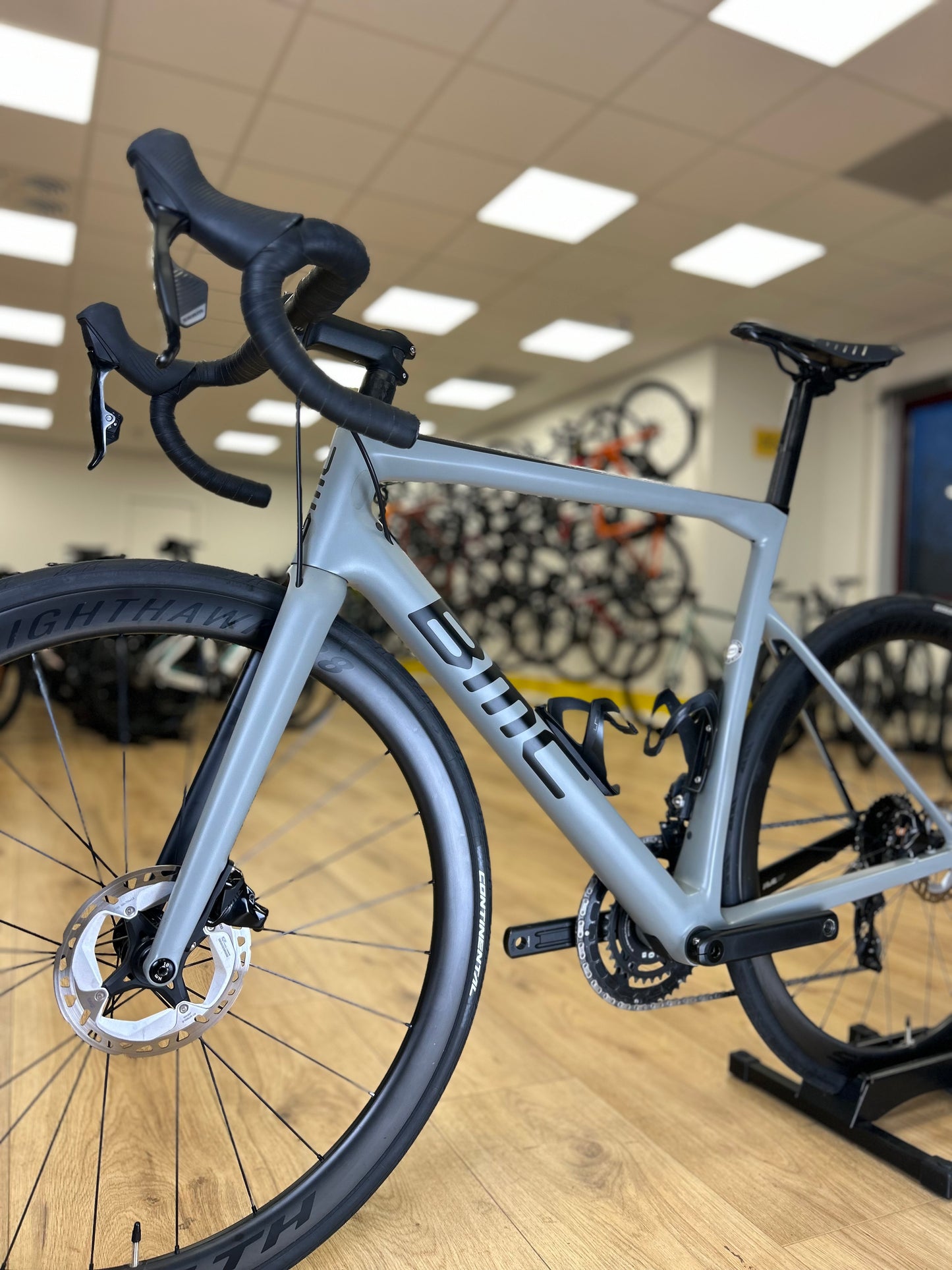 2000KM BMC TeamMachine AXS PM Carbon Disc Race Bike