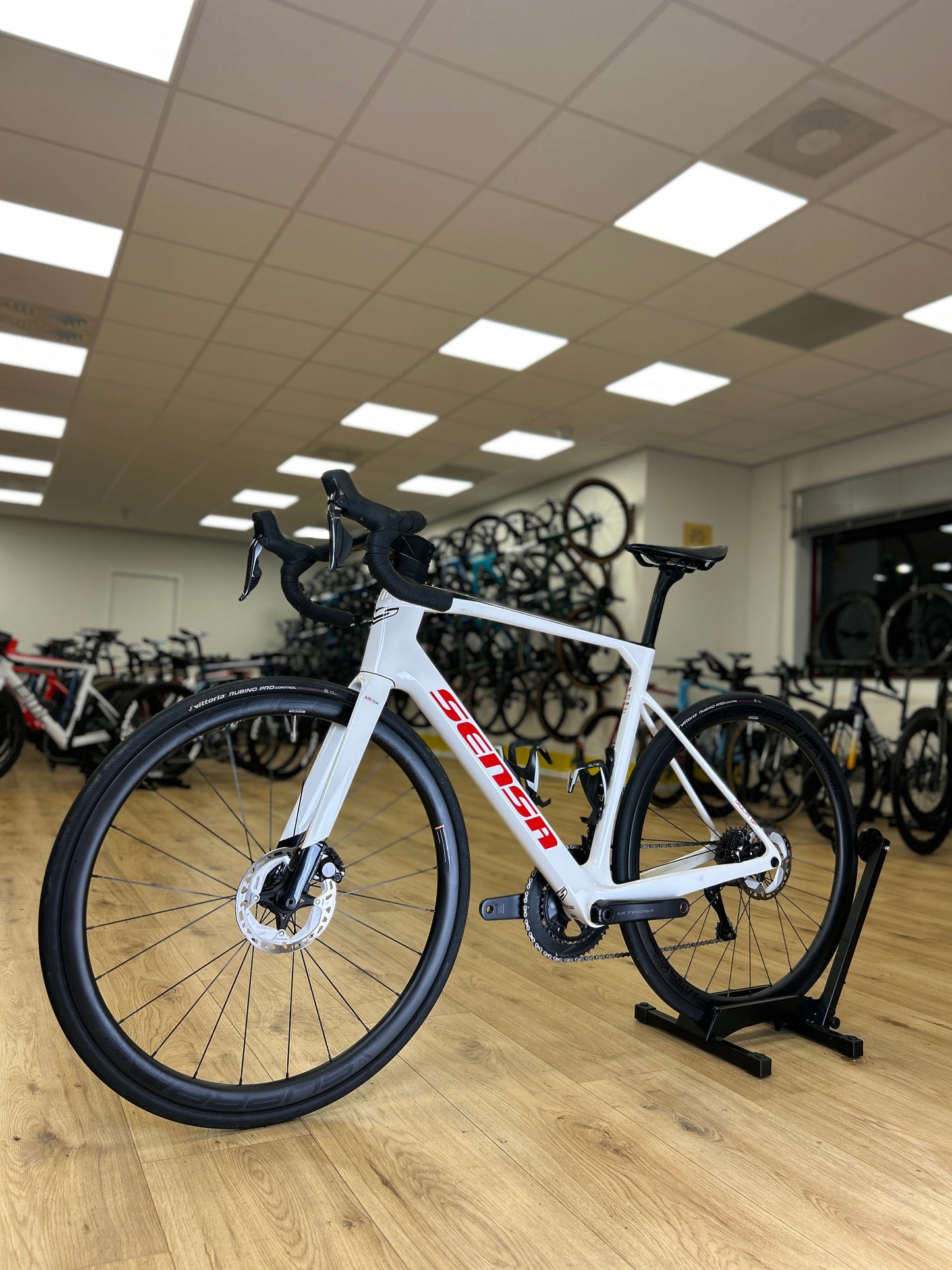 Sensa Giulia Di2 Carbon Racefiets