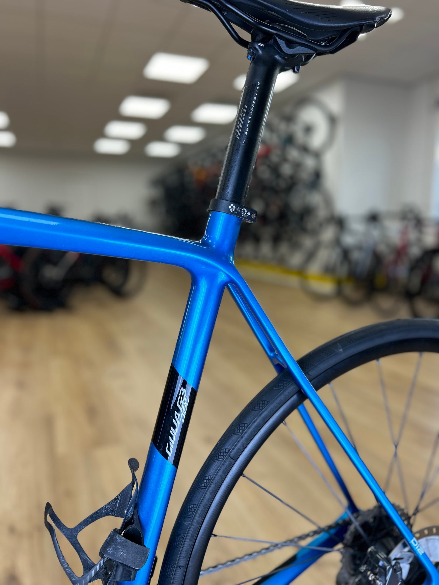 Sensa Giulia G3 Di2 Ultegra Carbon Road Bike