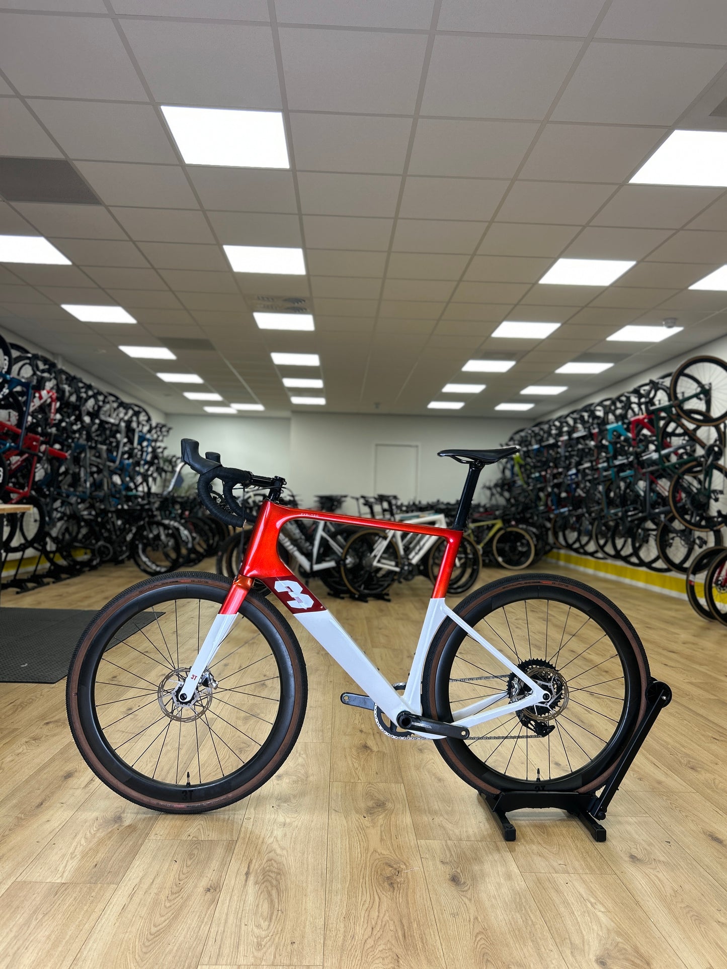 3T Exploro Racemax AXS Gravel Fiets
