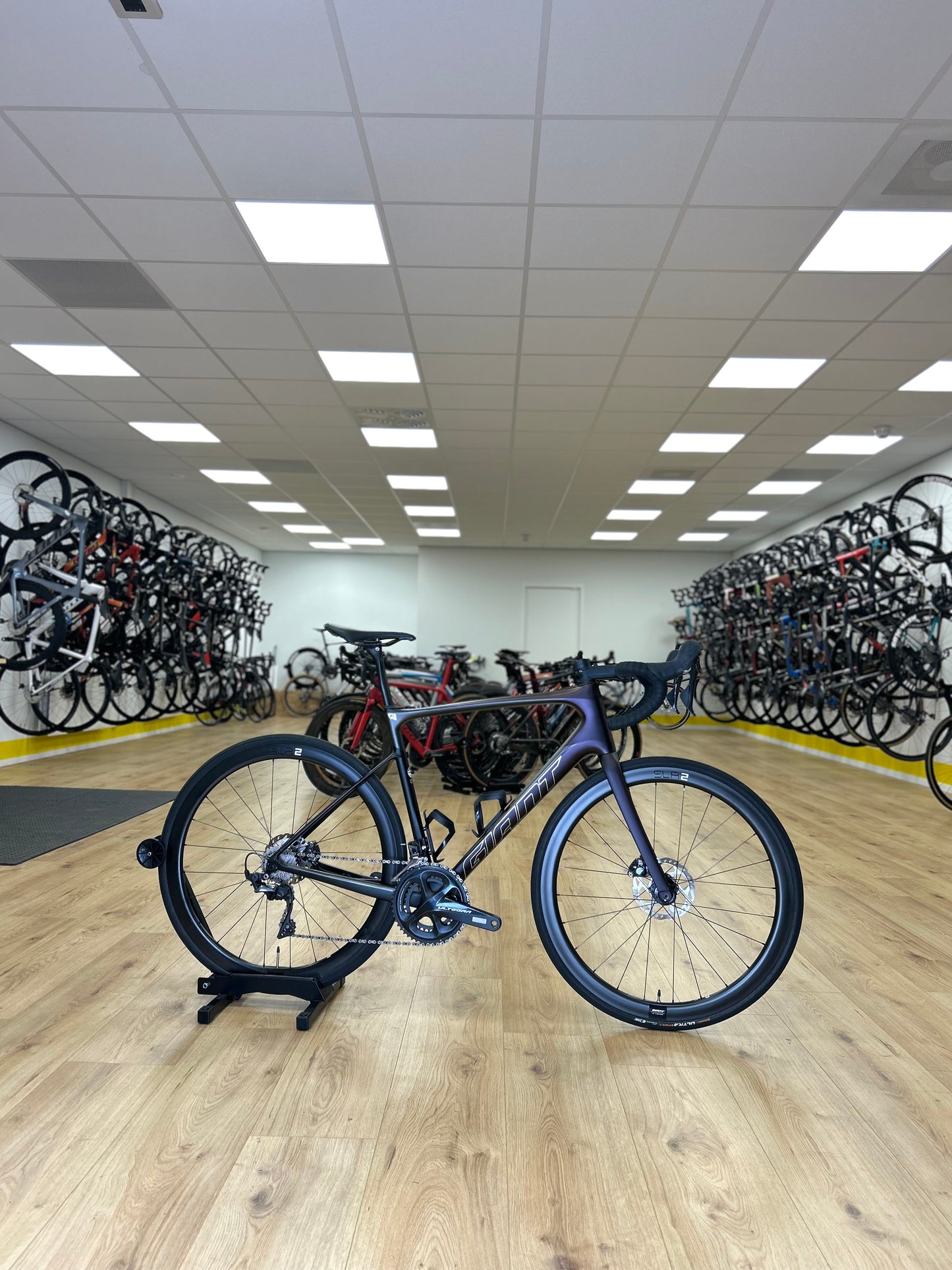 Giant Defy Pro Ultegra Full Carbon Racefiets