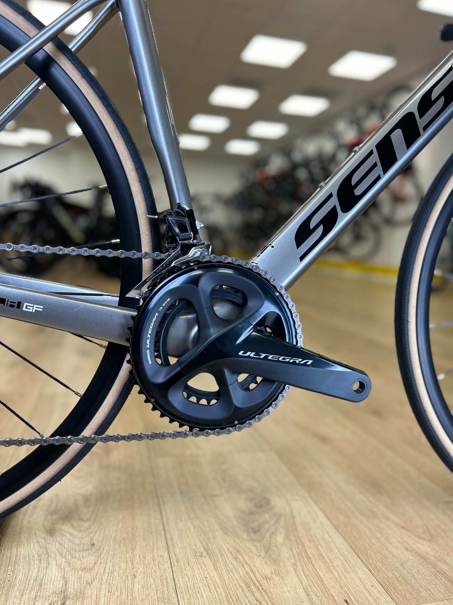 Showroom Model Sensa Giulia GF Carbon Disc Racefiets