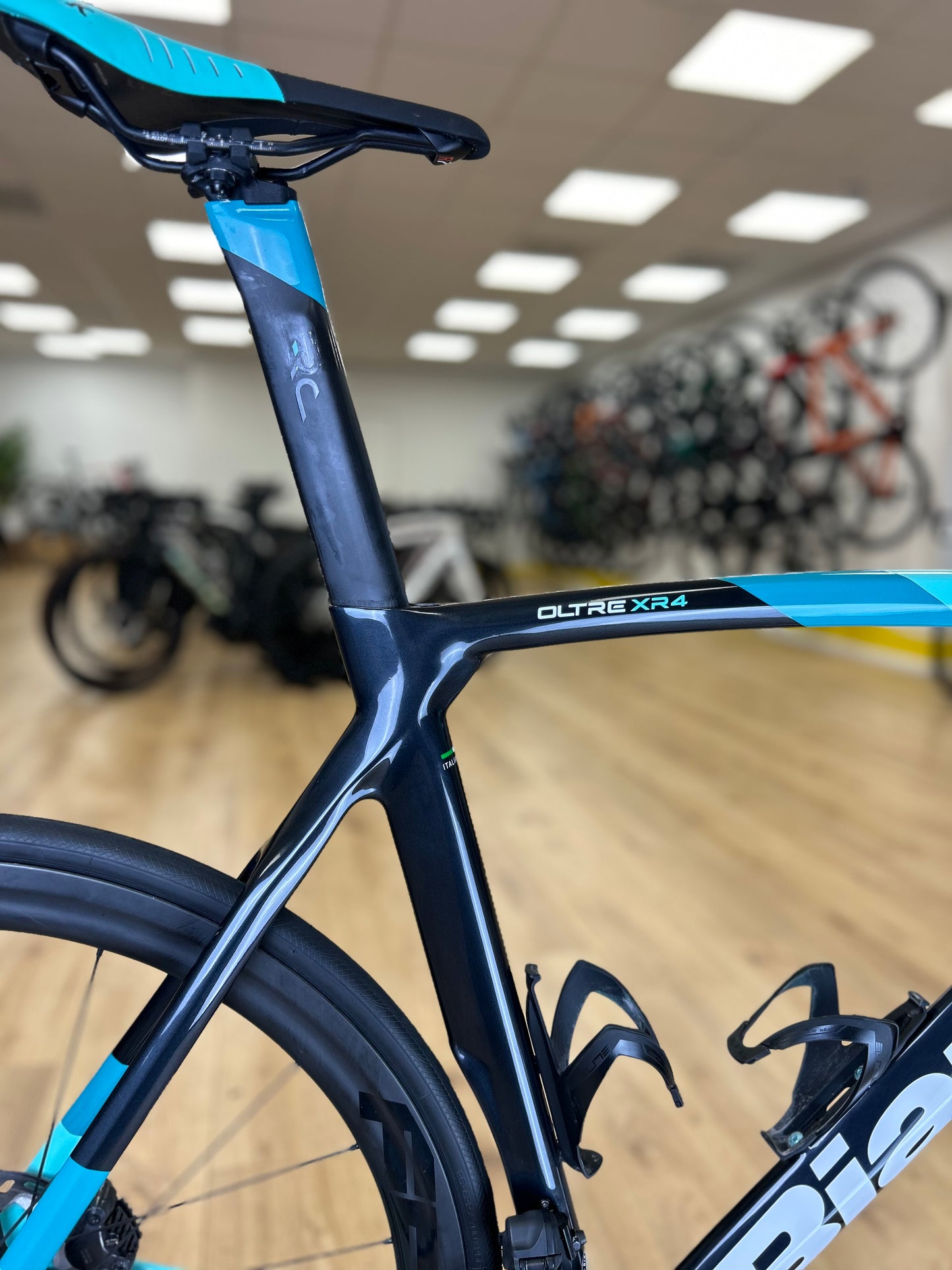 Bianchi Oltre xr4 Di2 Carbon Disc Racefiets