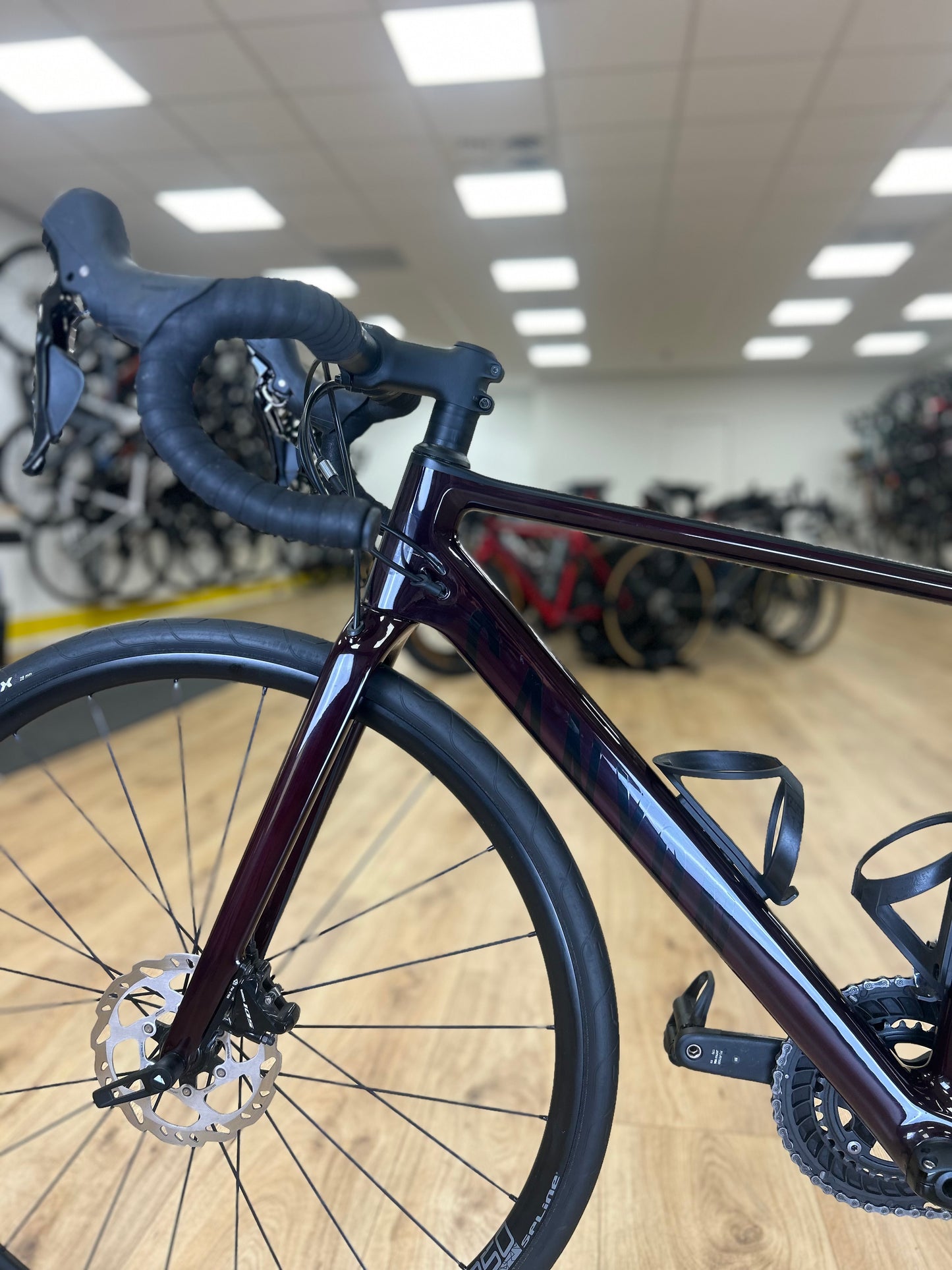 Canyon Endurace Disc Carbon Racefiets