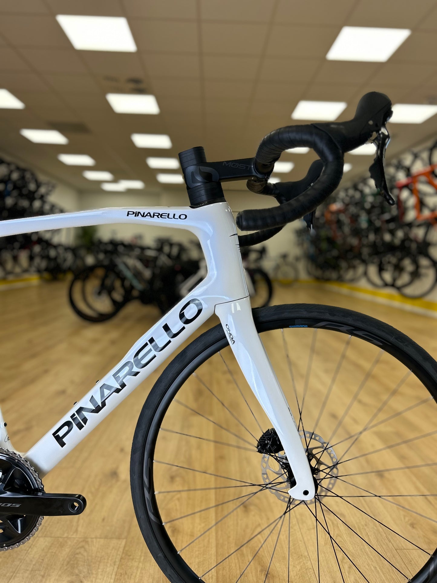 NIEUW Pinarello X1 Carbon Disc Racefiets