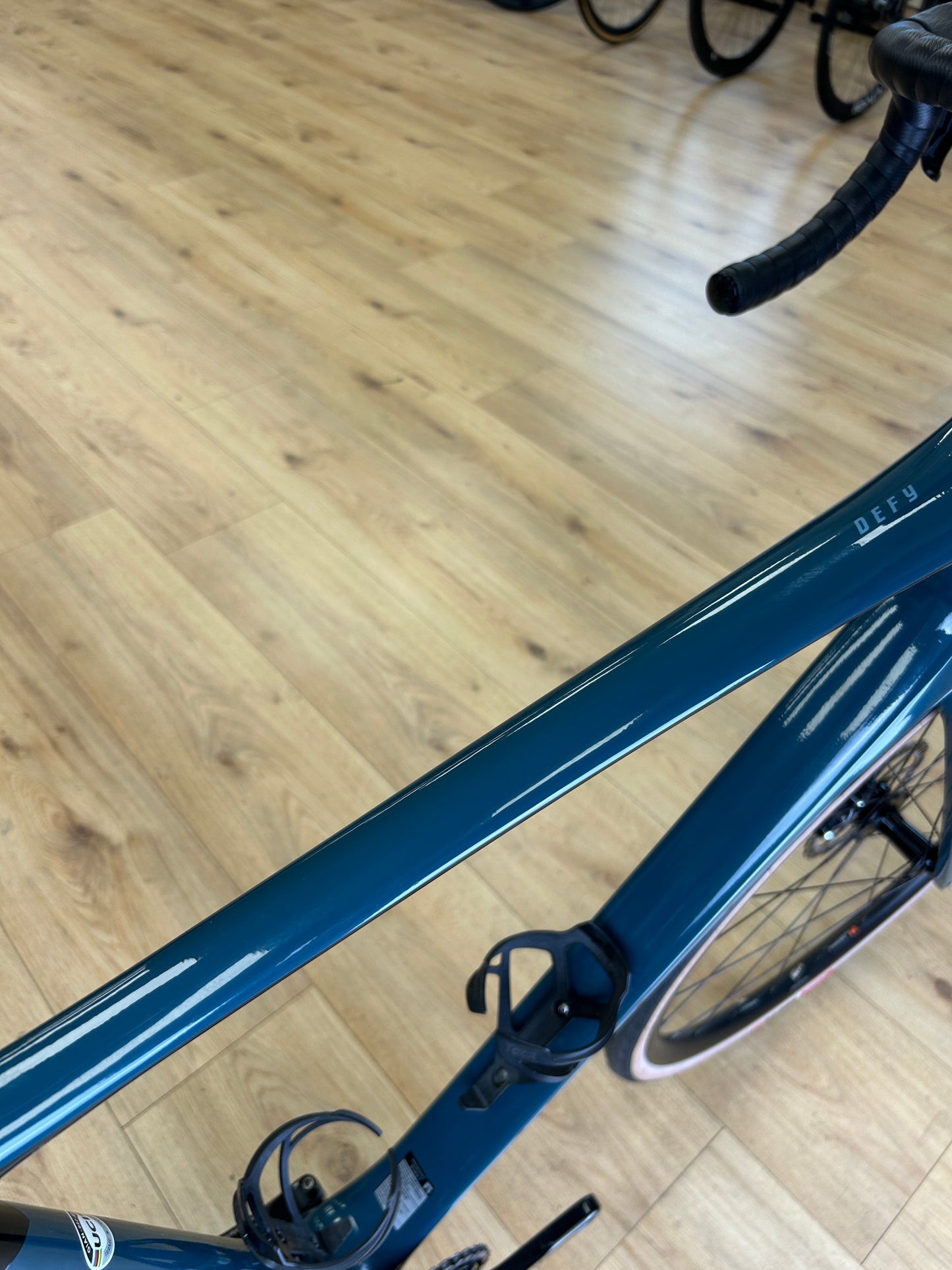 Giant Defy Carbon Racefiets