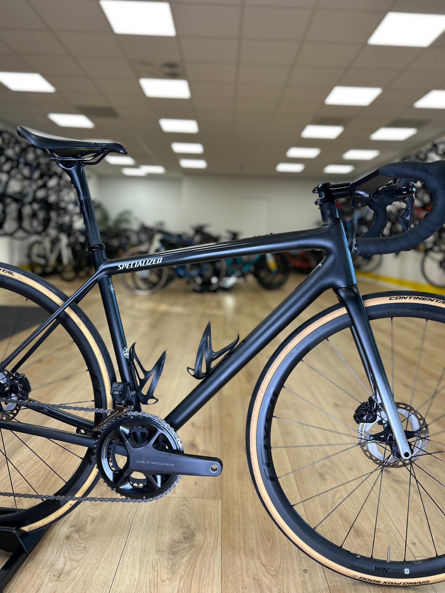 Specialized Aethos Di2 Carbon Racefiets