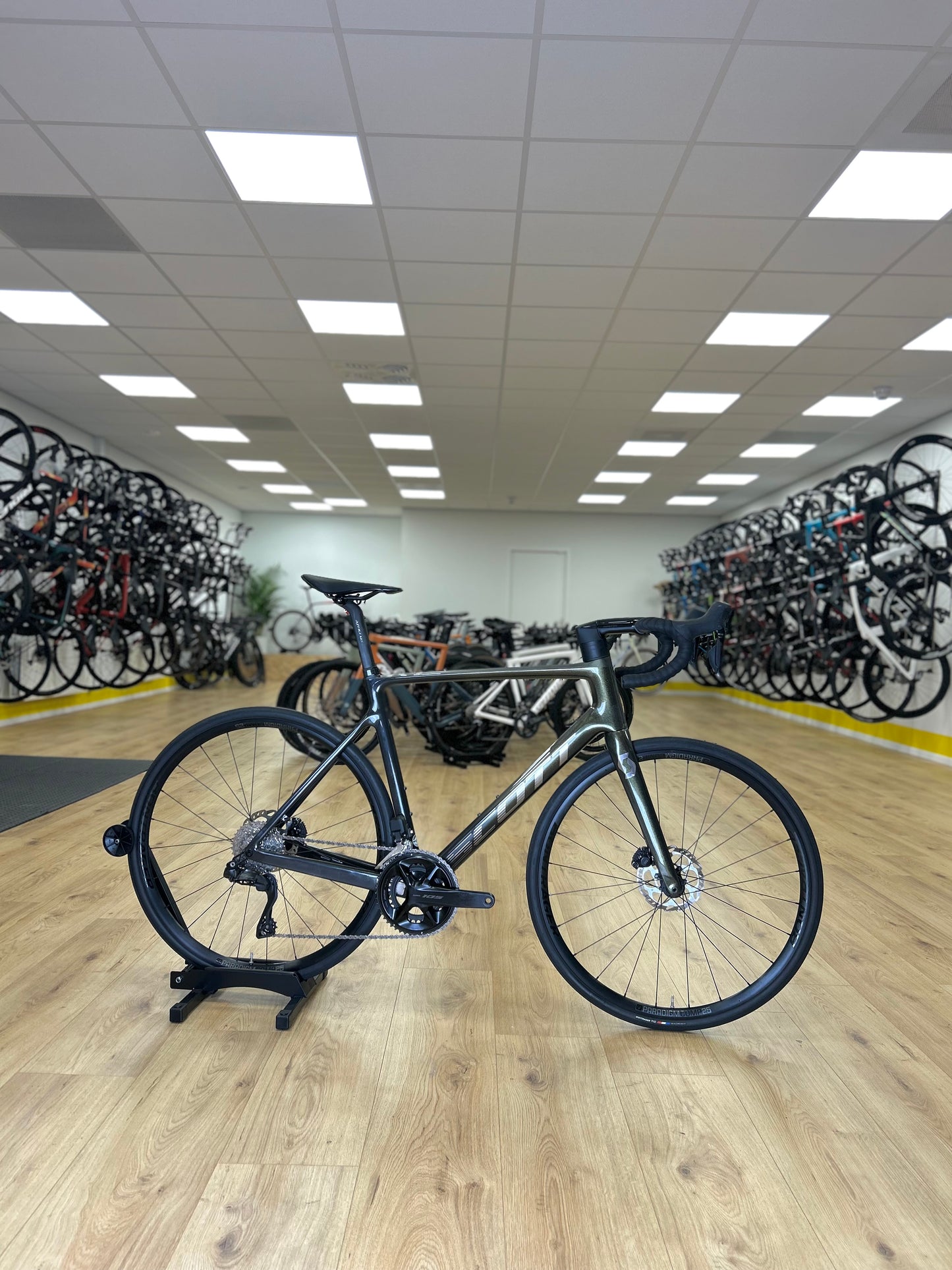 Scott Addict RC Di2 Carbon Road Bike