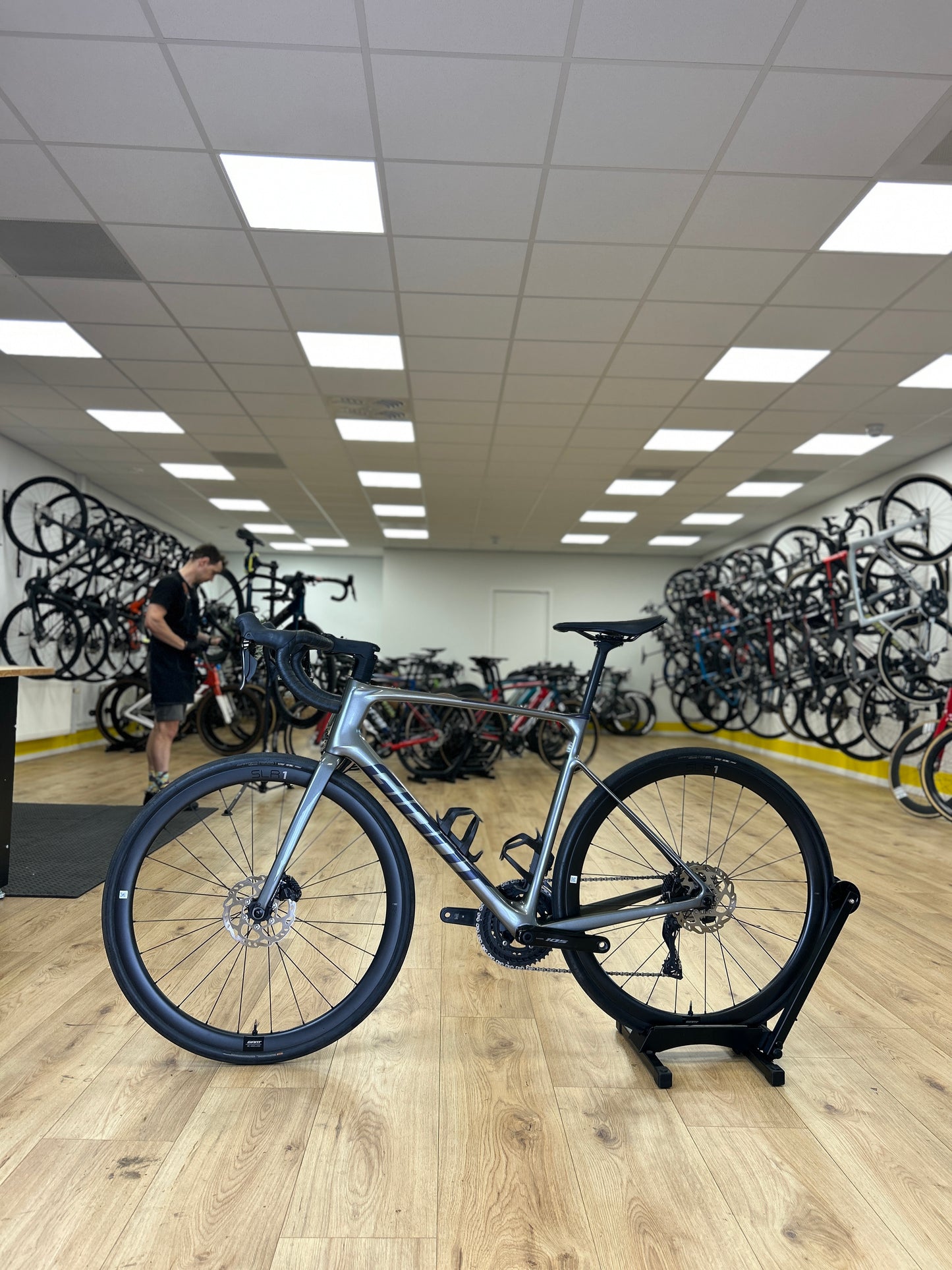 Giant Defy Advanced Di2 Carbon Racefiets