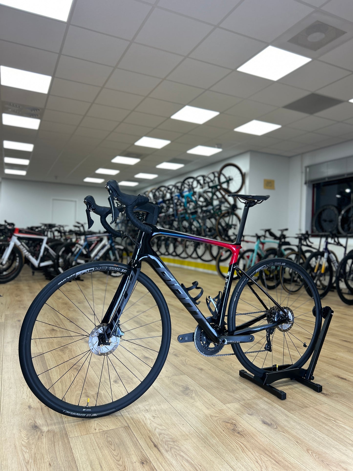 Giant Defy Advanced Carbon Racefiets