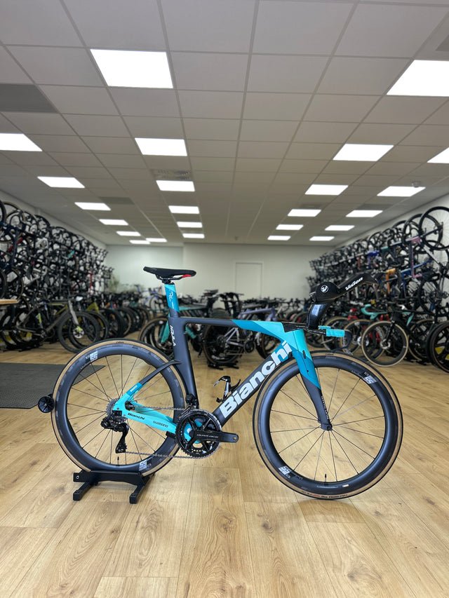 Bianchi Aquila CV Di2 Carbon Racefiets