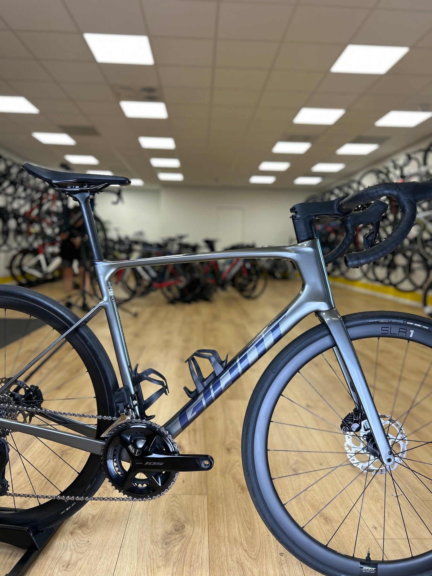 Giant Defy Advanced Di2 Carbon Racefiets