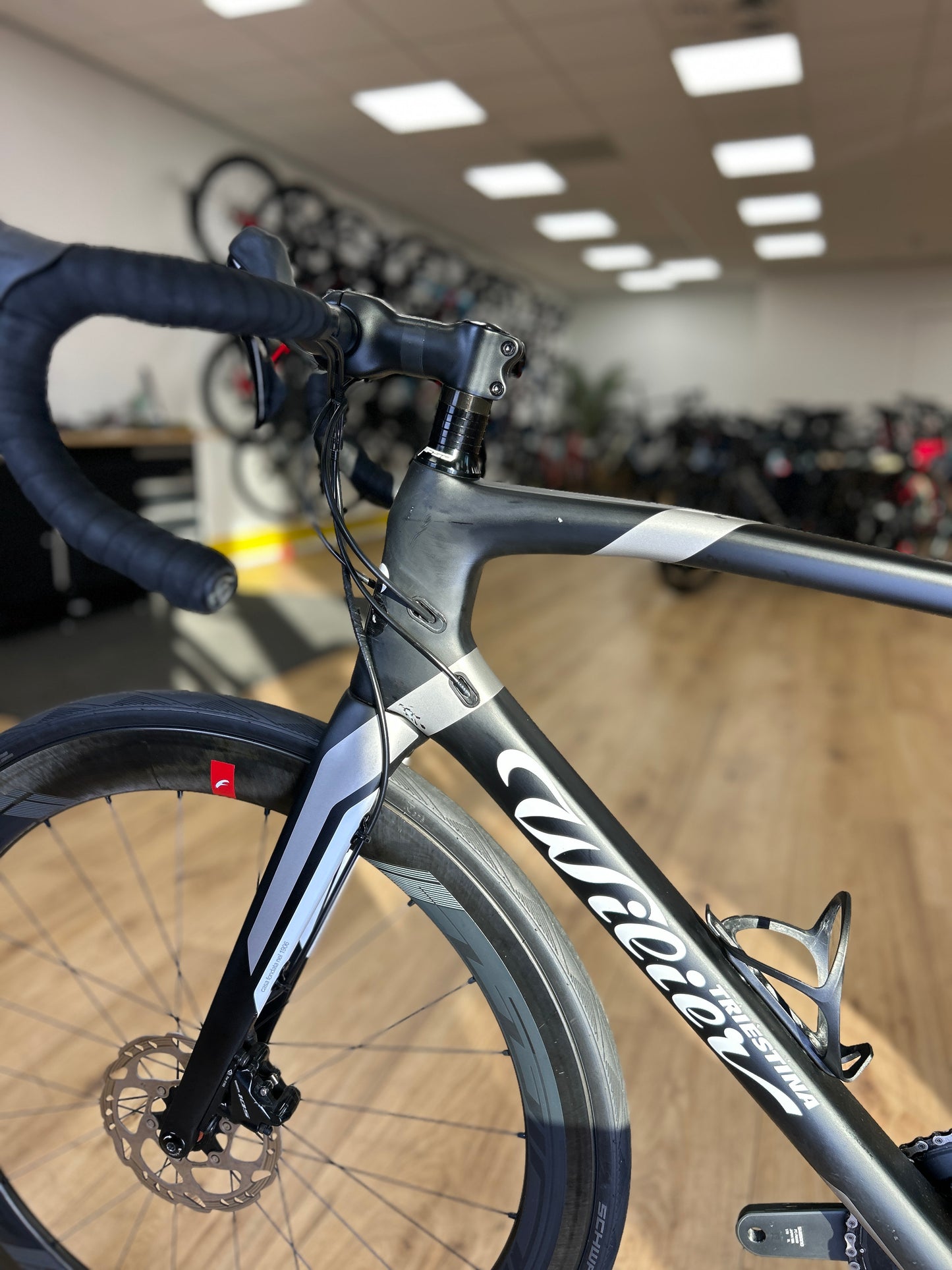 Wilier GTR Team Disc Carbon Racefiets