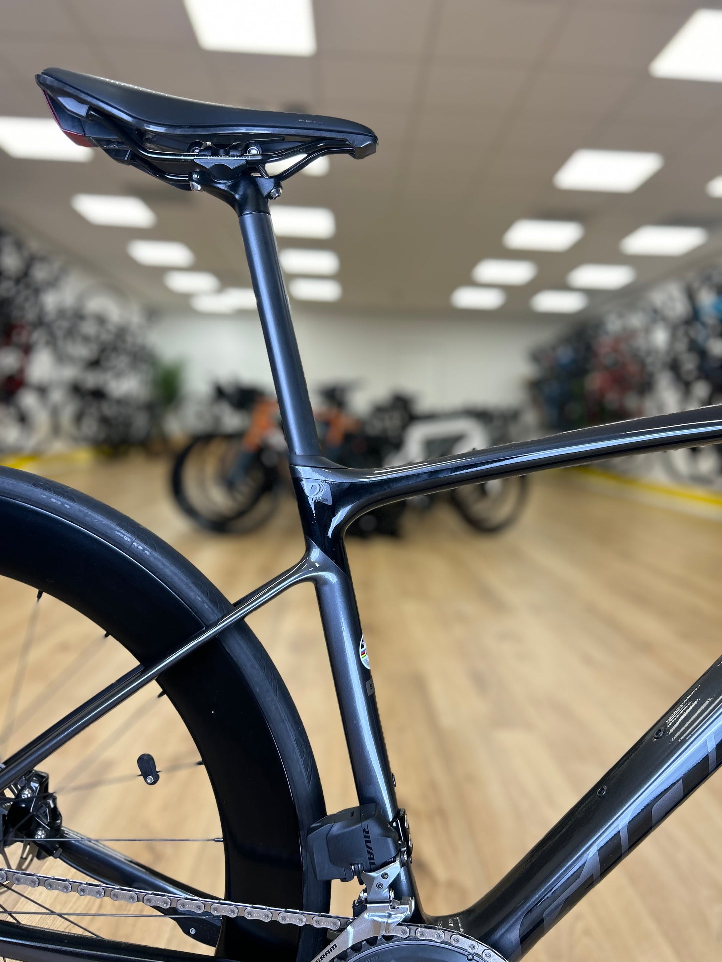 Giant Defy advanced pro 2 AXS Carbon Racefiets