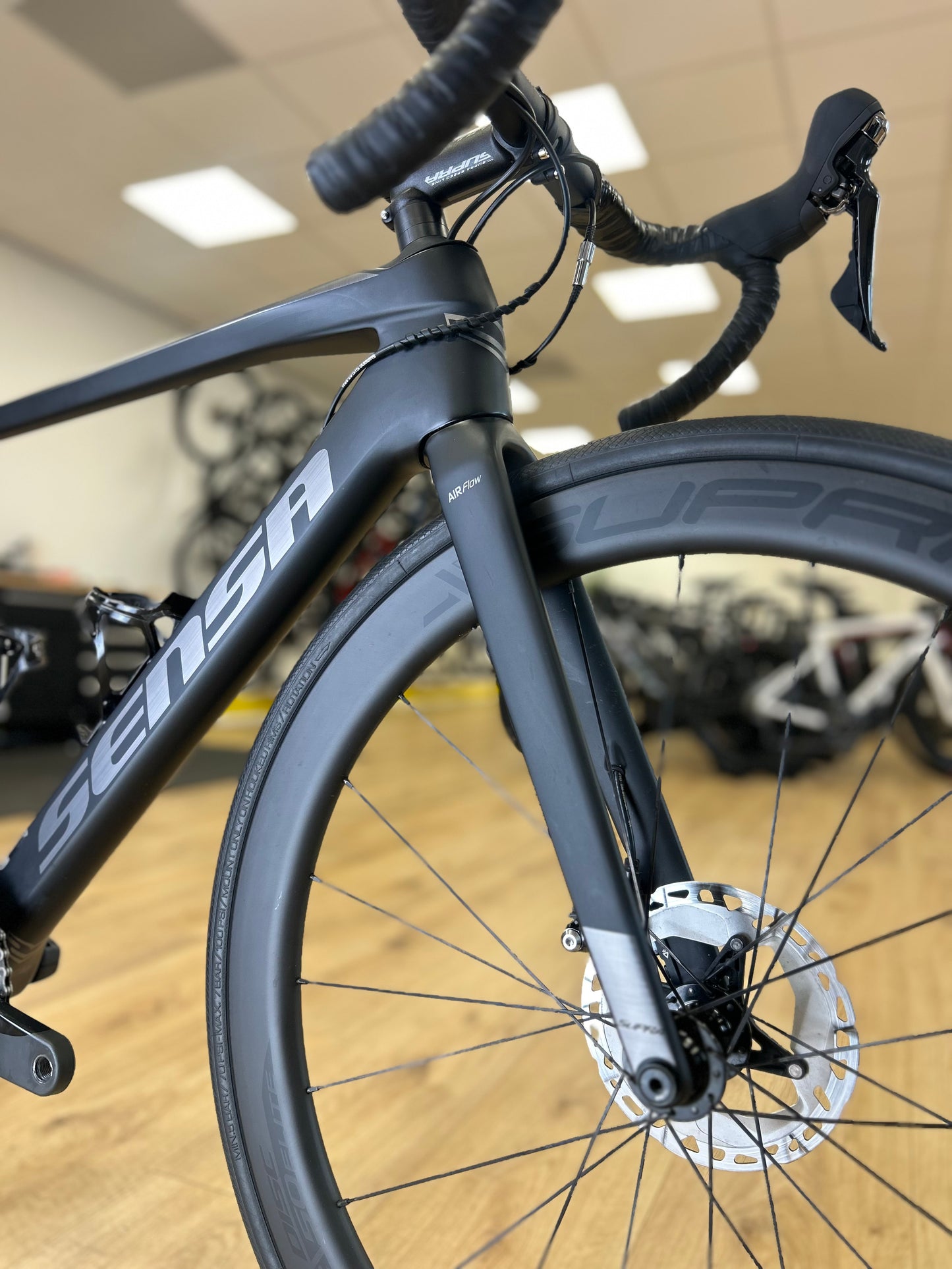Sensa Giulia GF Ultegra Carbon Disc Racefiets