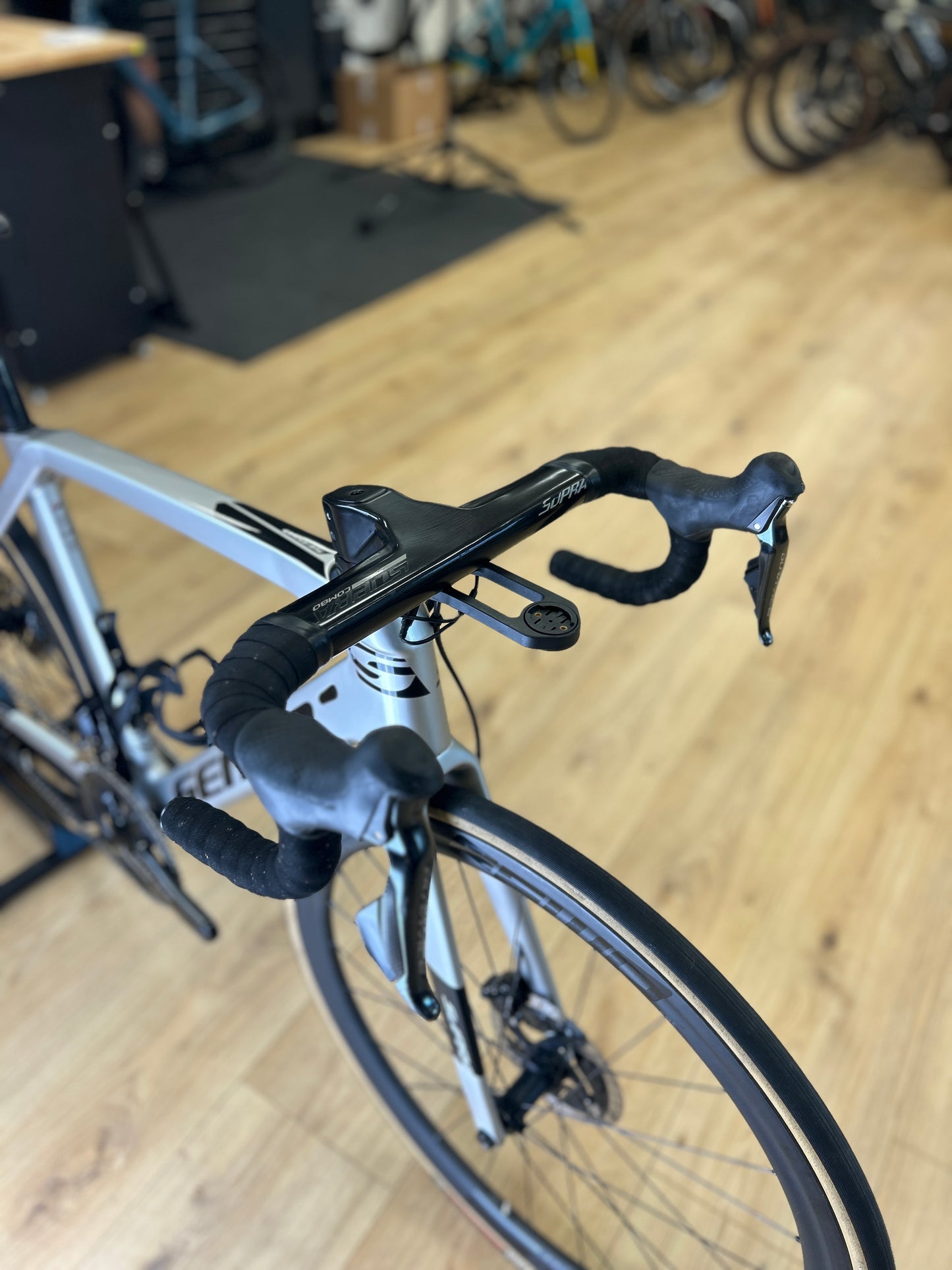 Sensa Giulia Evo Di2 Carbon Racefiets