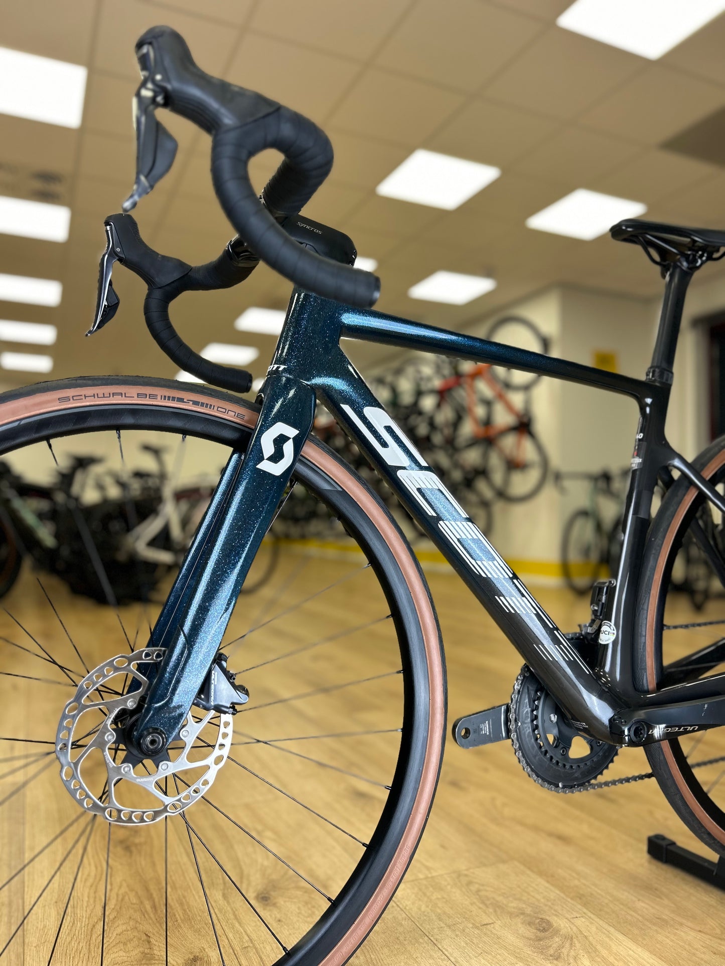 Scott Addict RC Di2 Carbon Disc Racefiets