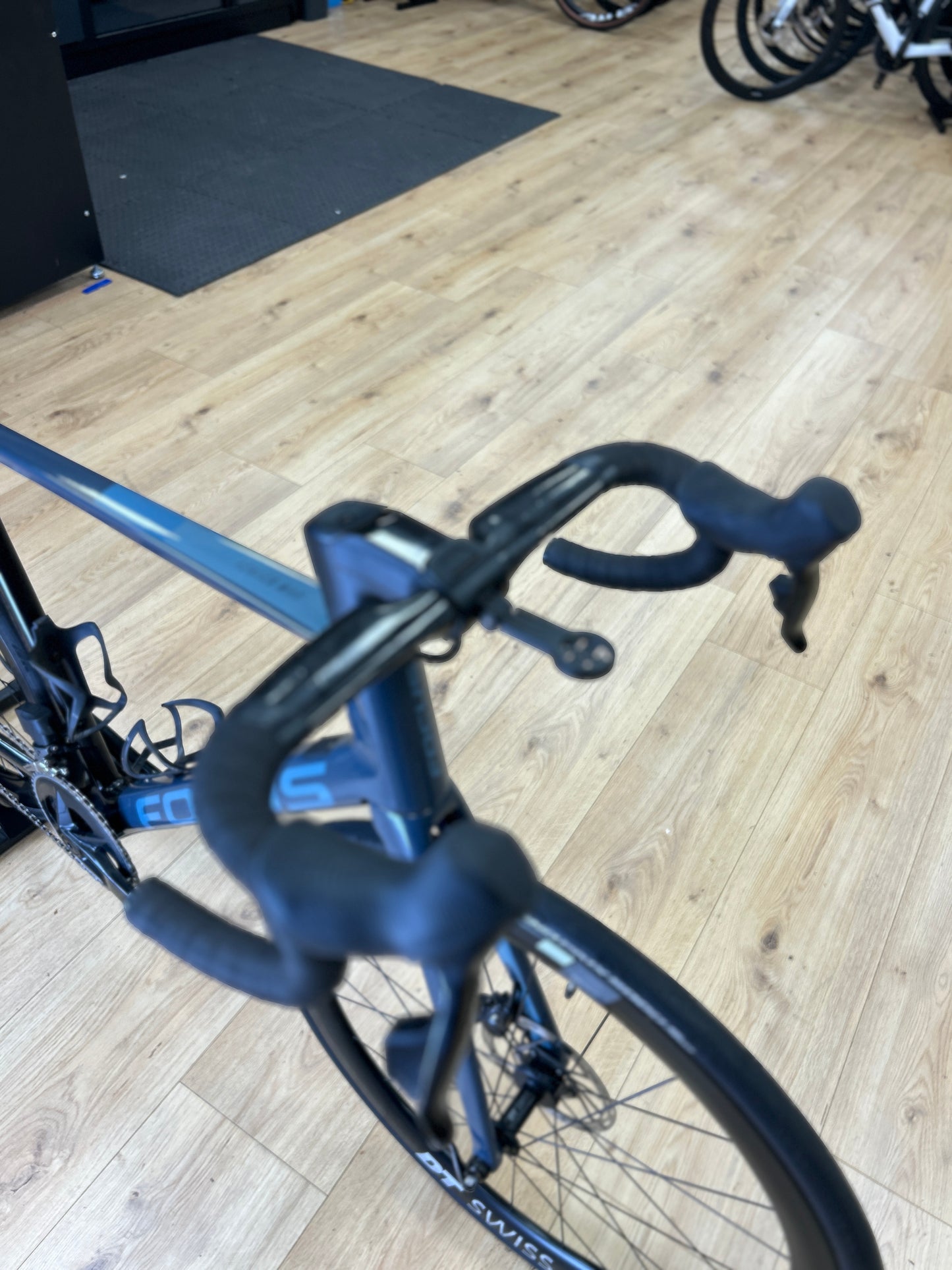 Focus Izalco MAX 9.7 AXS Carbon Racefiets