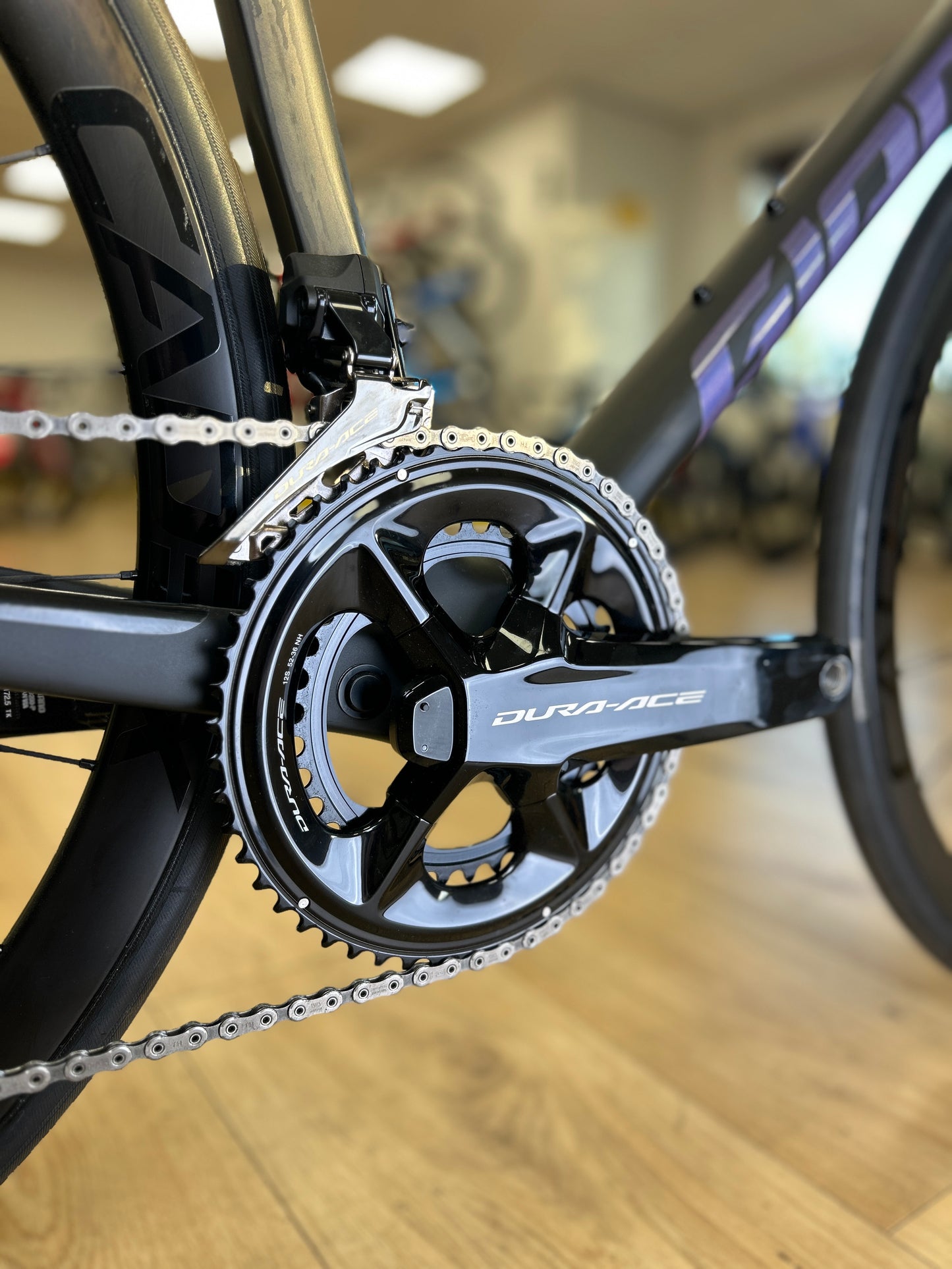 SHOWROOM MODEL Giant TCR Advanced SL Disc 0 Di2 Carbon Racefiets