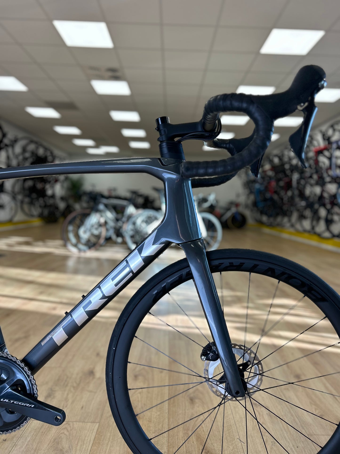 250km Trek Emonda Sl6 Pro Carbon Disc Racefiets